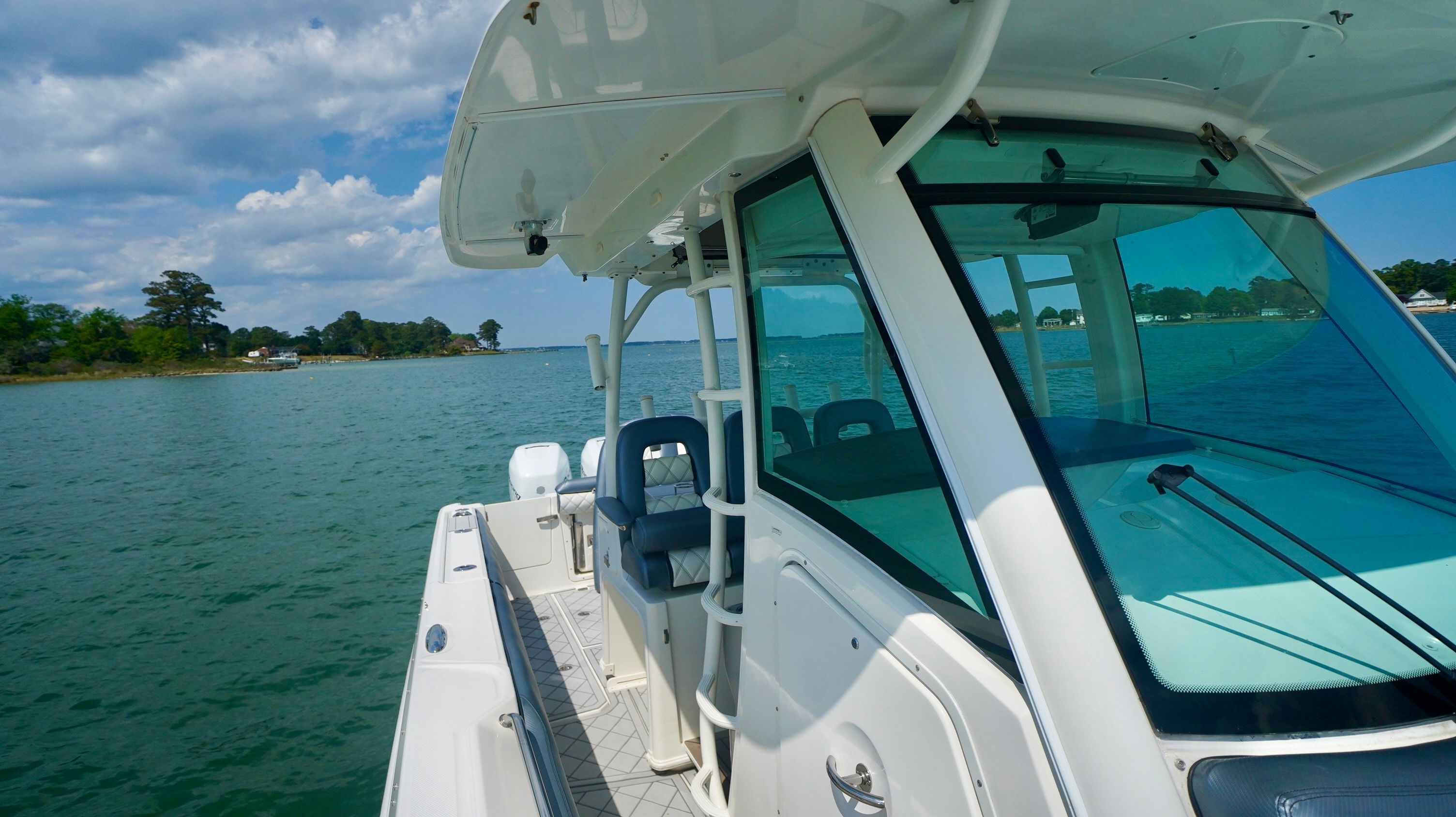 2013 Boston Whaler 350 Outrage - 20