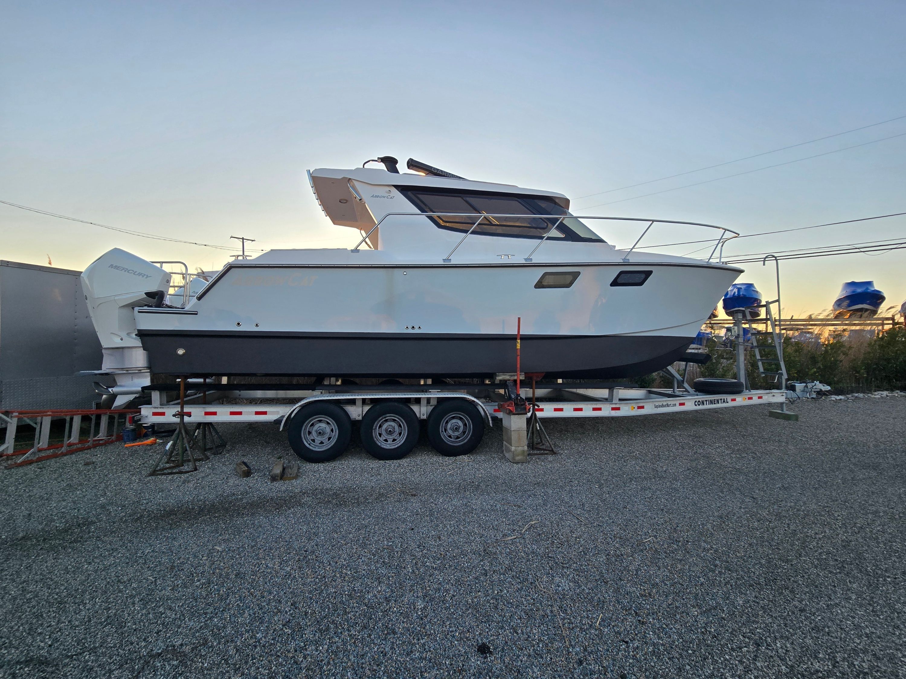 2021 ArrowCat 320 Coupe - 16