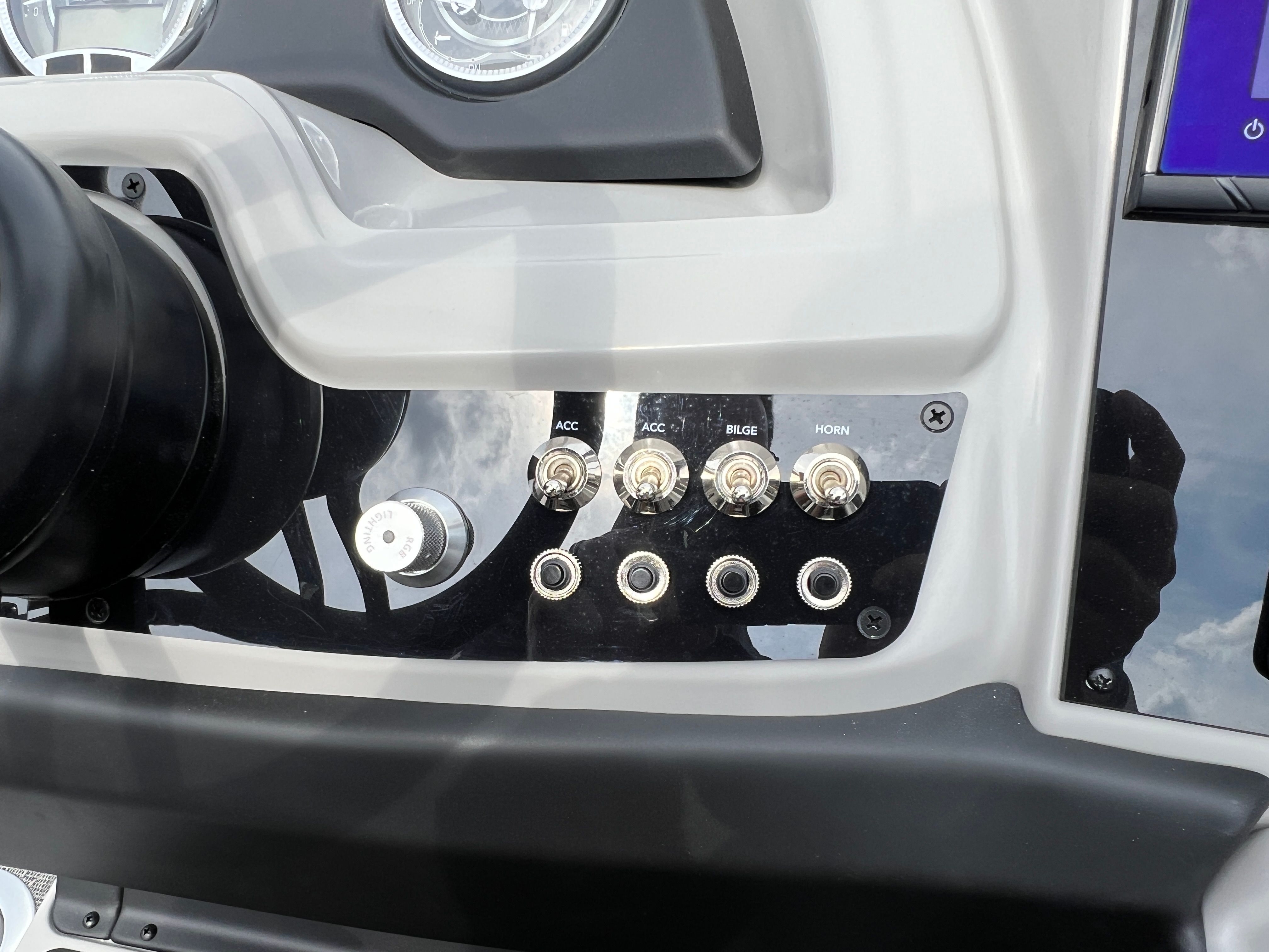 2026 Barletta Cabrio 24UC - 16