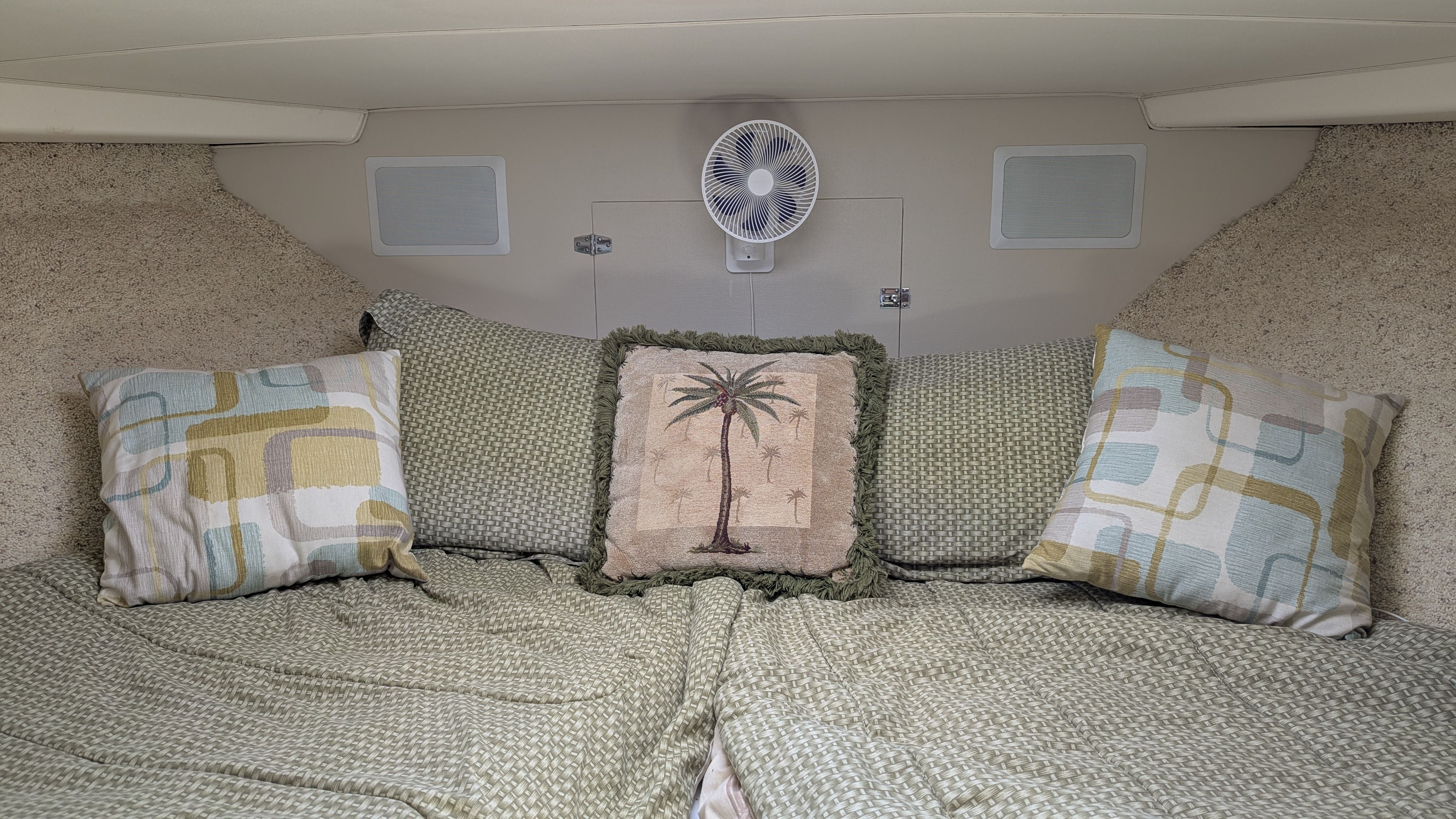 1975 Bertram 42 Motor Yacht - 35