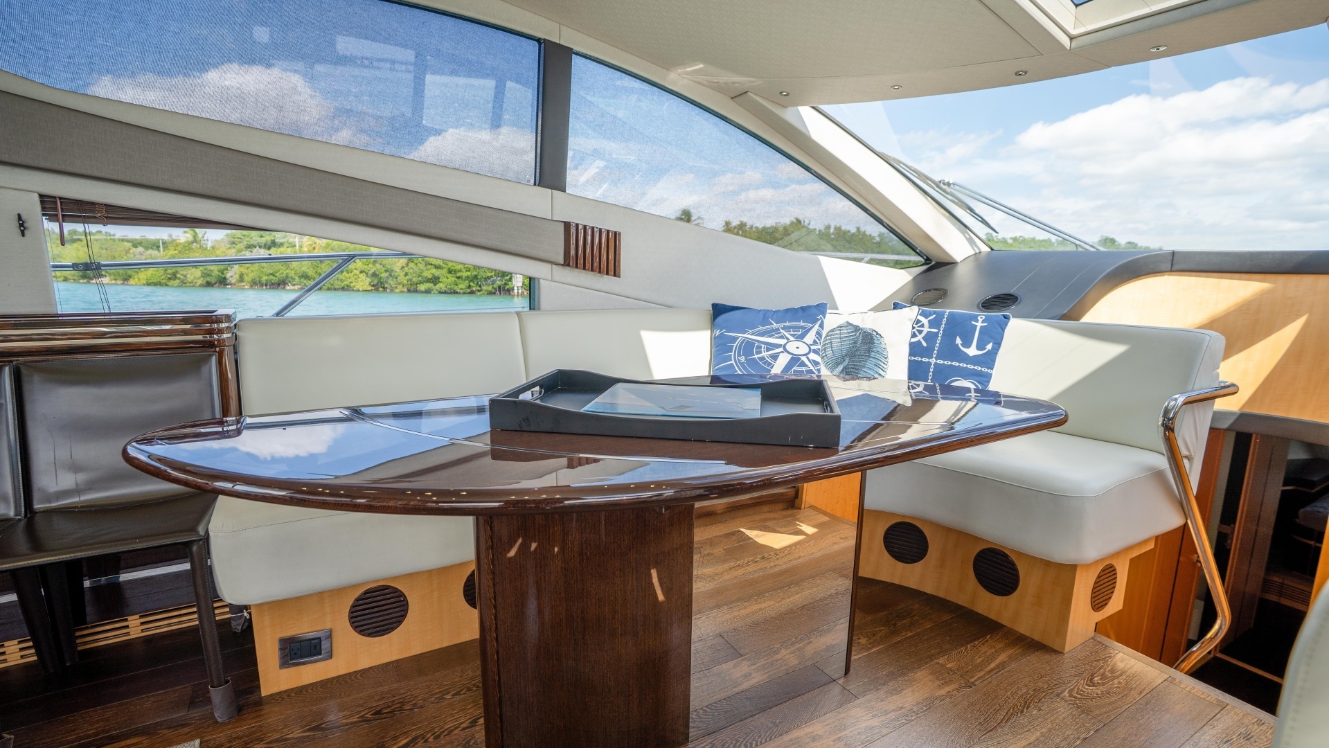 2014 Sunseeker 68' Sport Yacht - Image 29