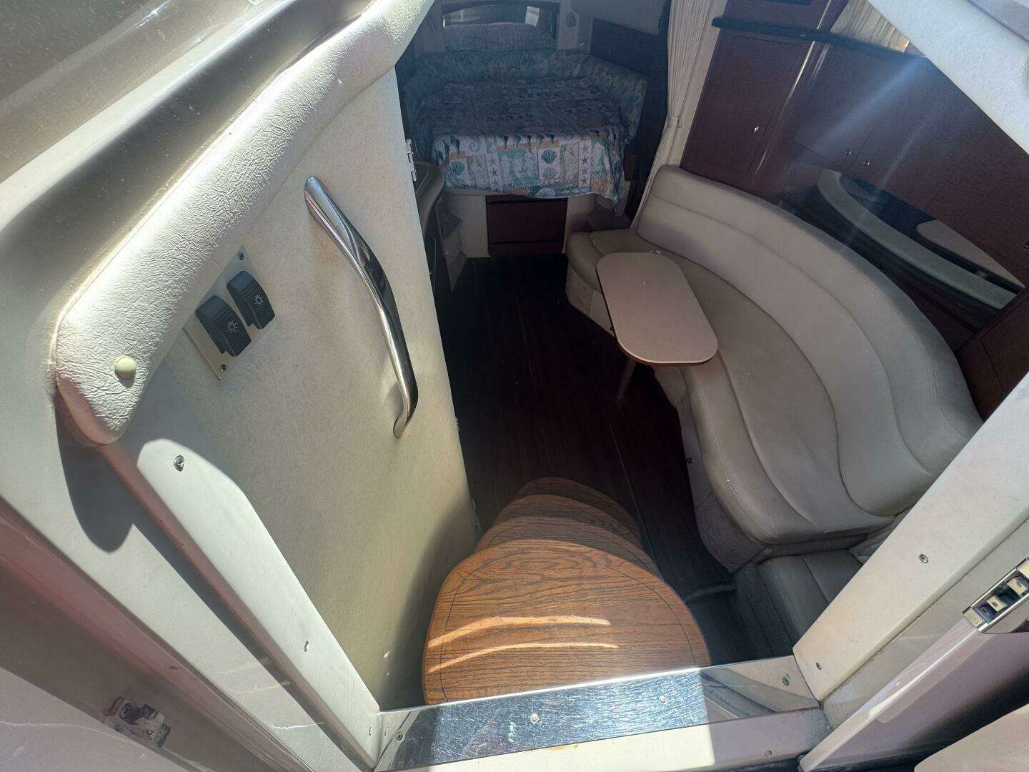 2002 Sea Ray 320 Sundancer - Image 30