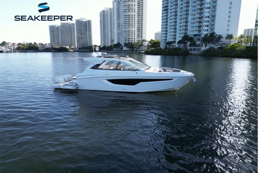 2021 Cruisers Yachts 42 GLS OB