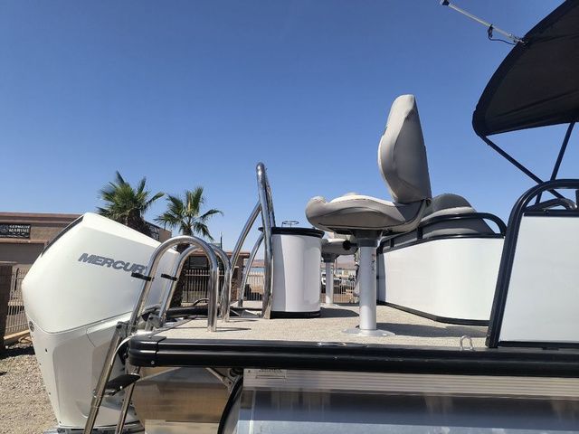 2025 Avalon LSZ 2385 Versatile Rear Lounger - 3