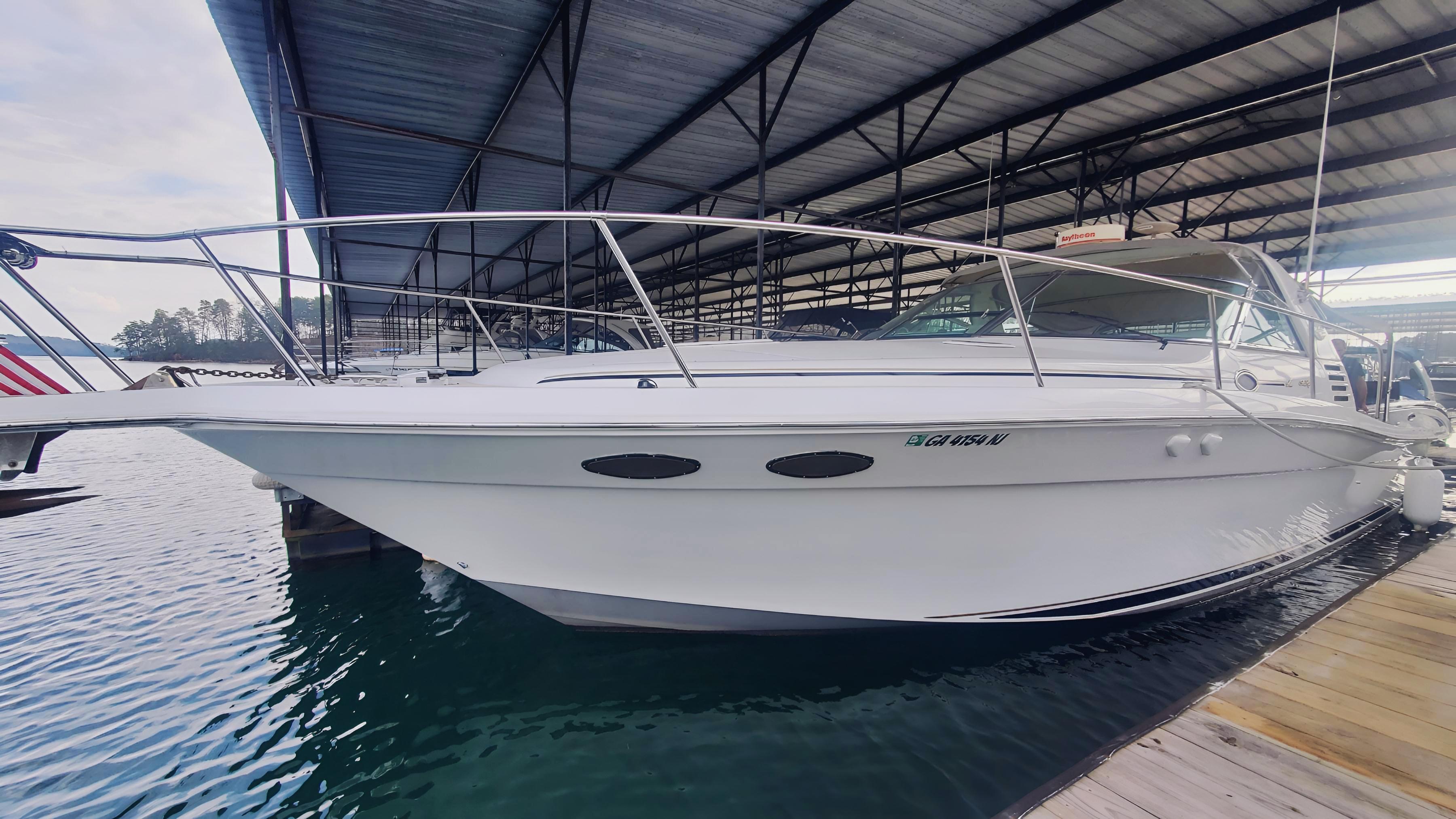 1997 Sea Ray 370 Express Cruiser