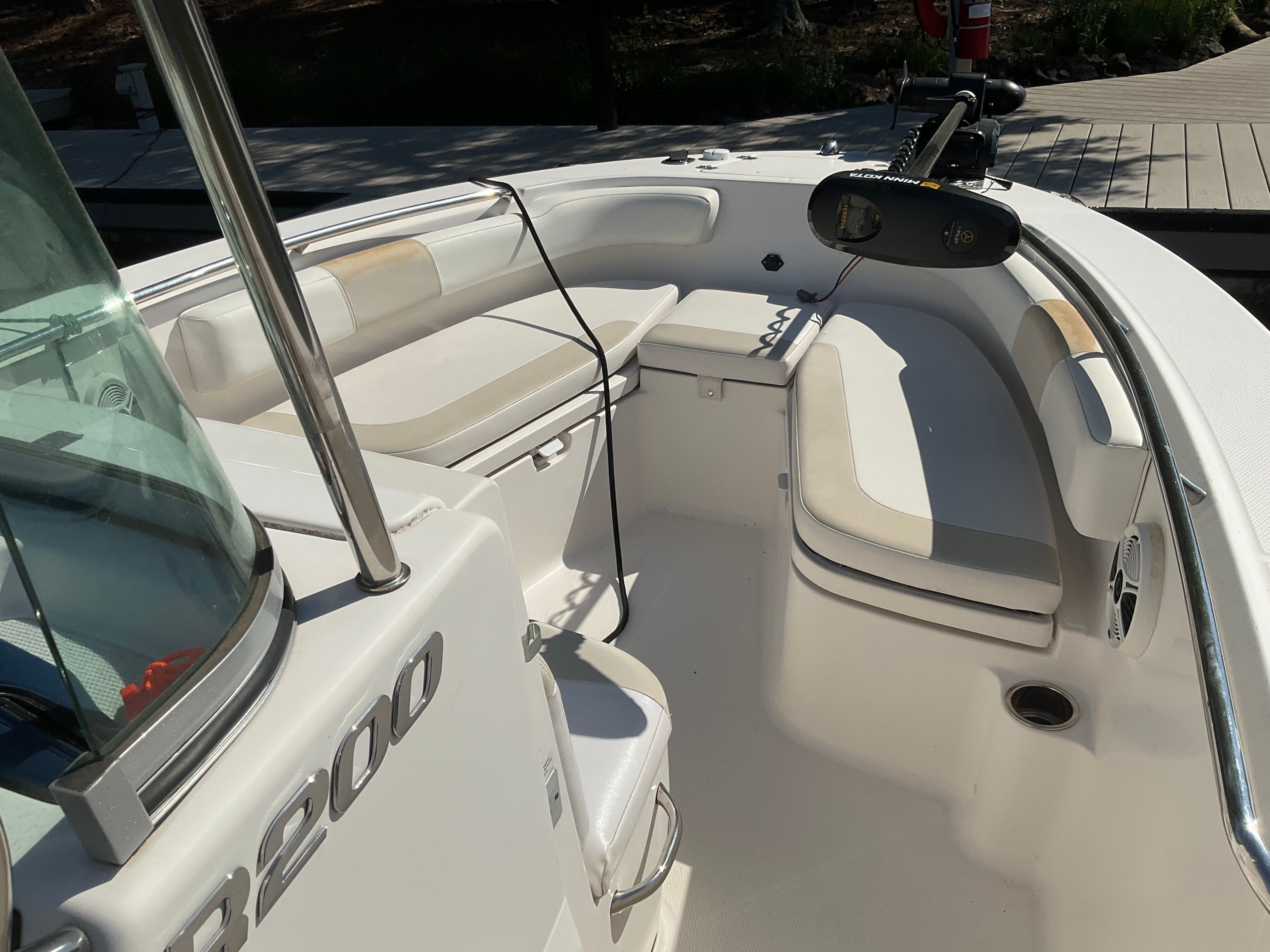2014 Robalo R200 Center Console - 3