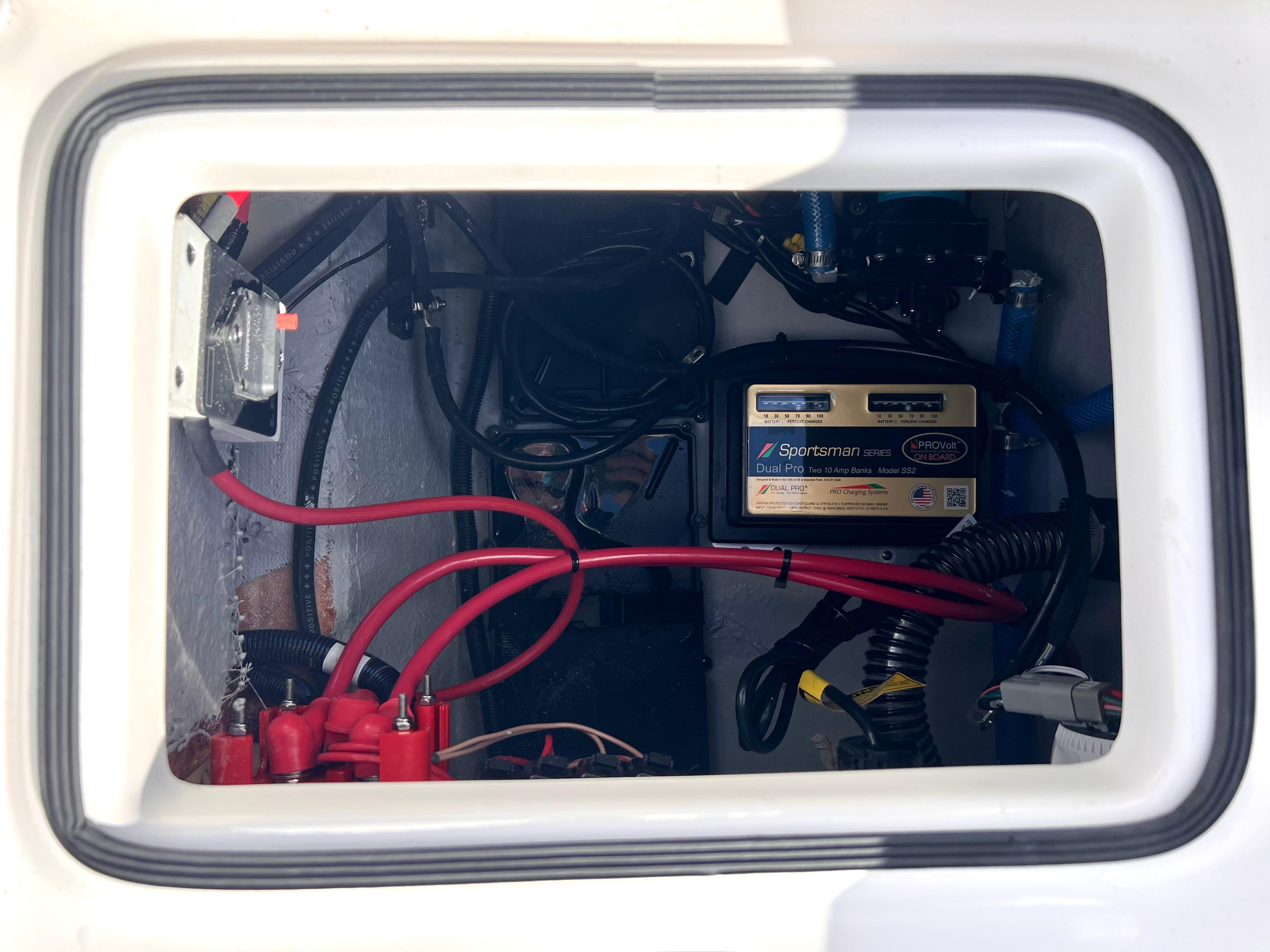 2025 Sea Fox 248 Side Console - 51