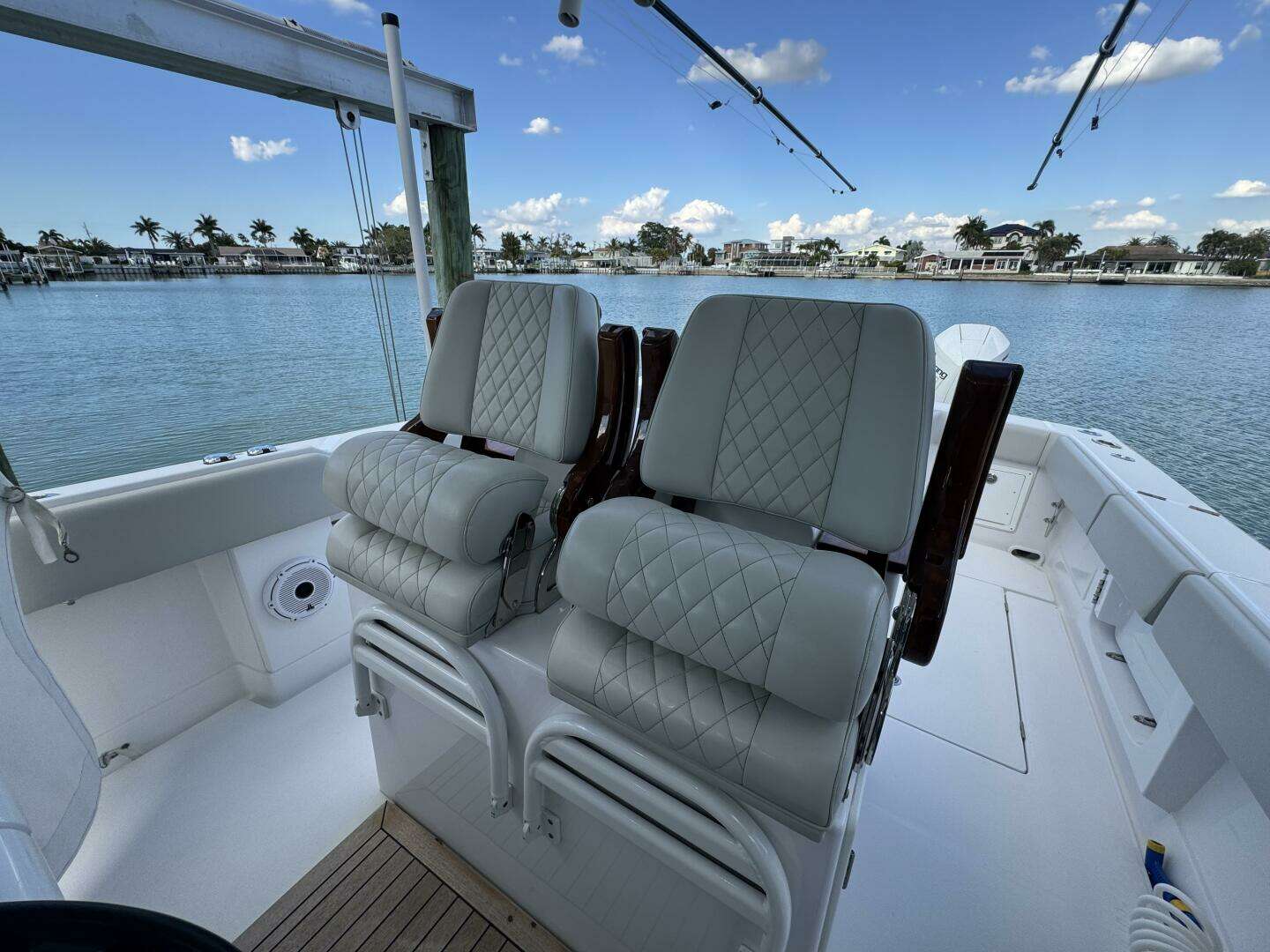 2024 Jupiter 38 HFS - Image 44