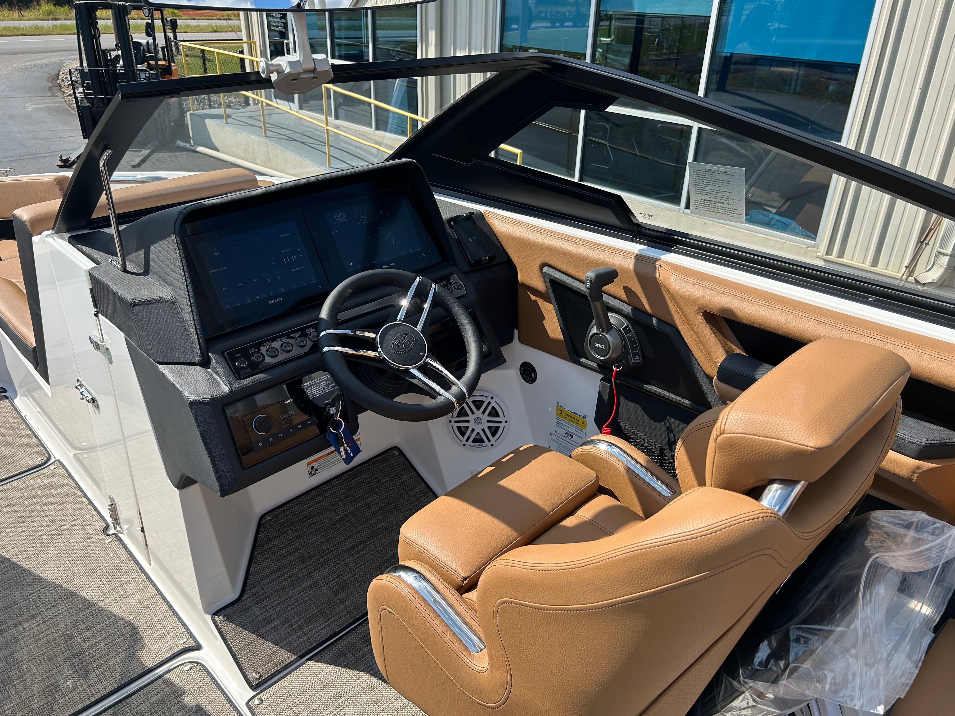 2026 COBALT R4 SURF - Image 16