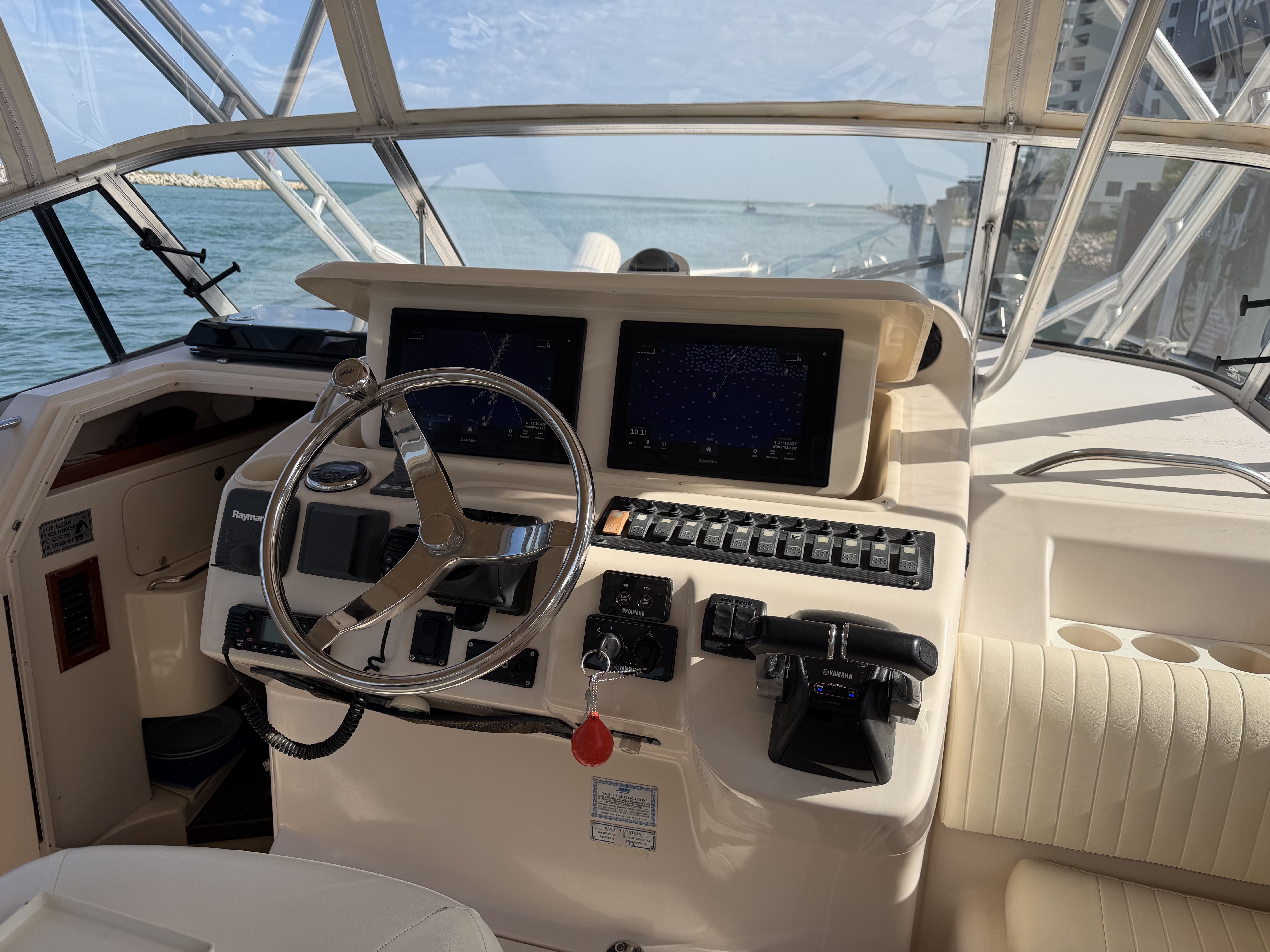 2006 Grady-White Express 330 - 2