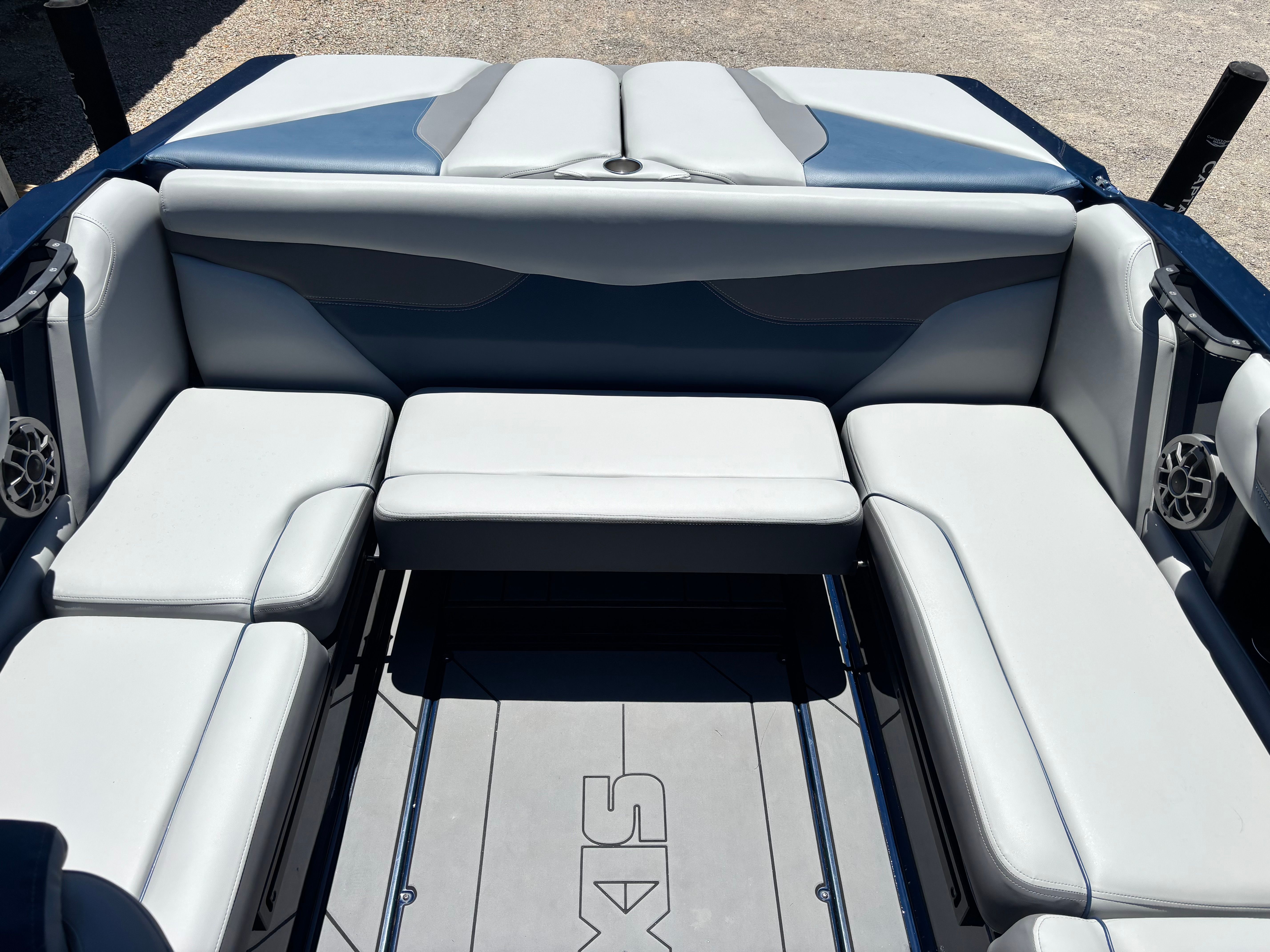 2019 AXIS A22 - Image 12