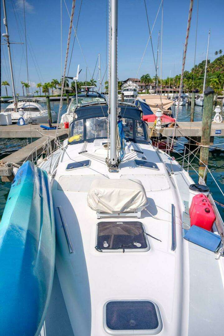 2001 Hunter 410 - Image 5