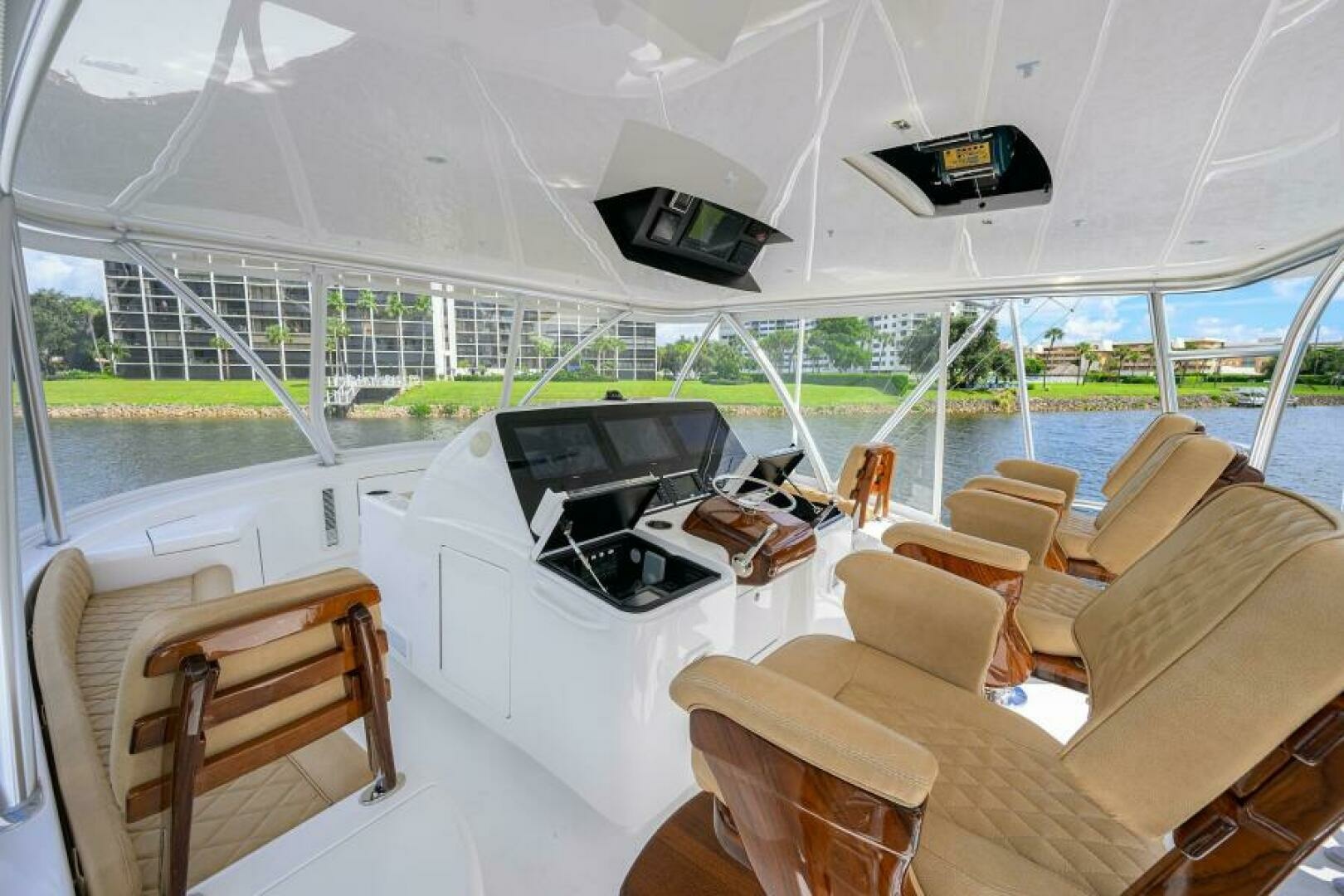 2023 Viking 64 Convertible - Image 38