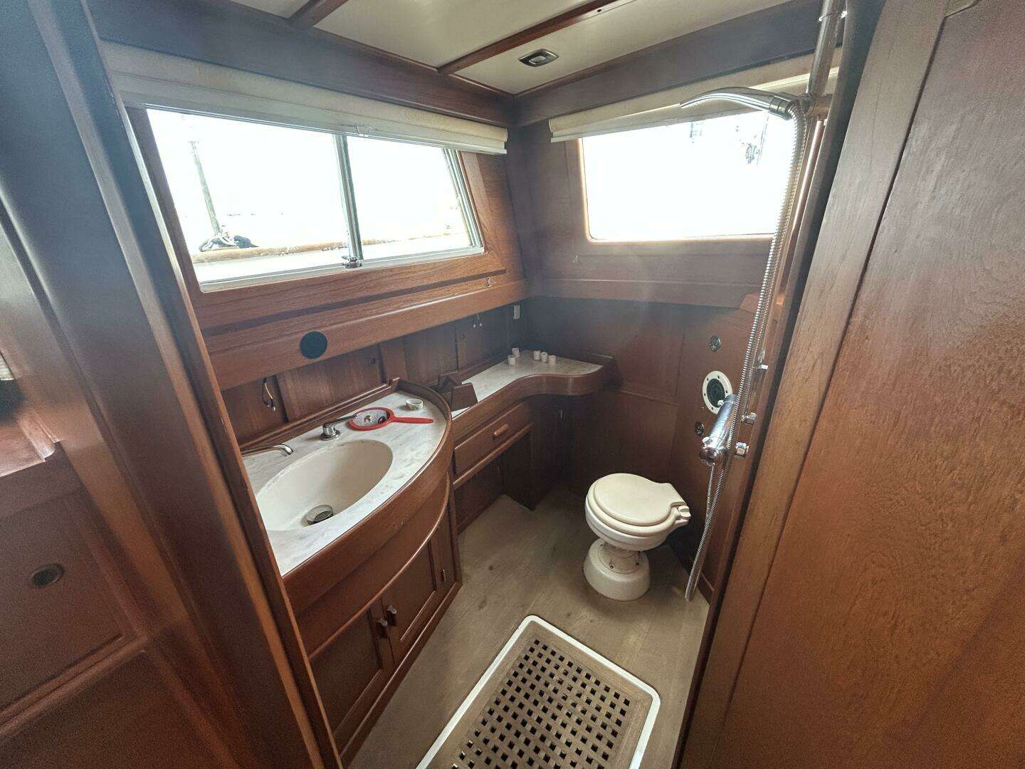 1978 Albin Dual Cabin - Image 20