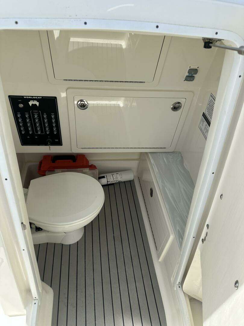 2024 World Cat 280CCX - Image 46