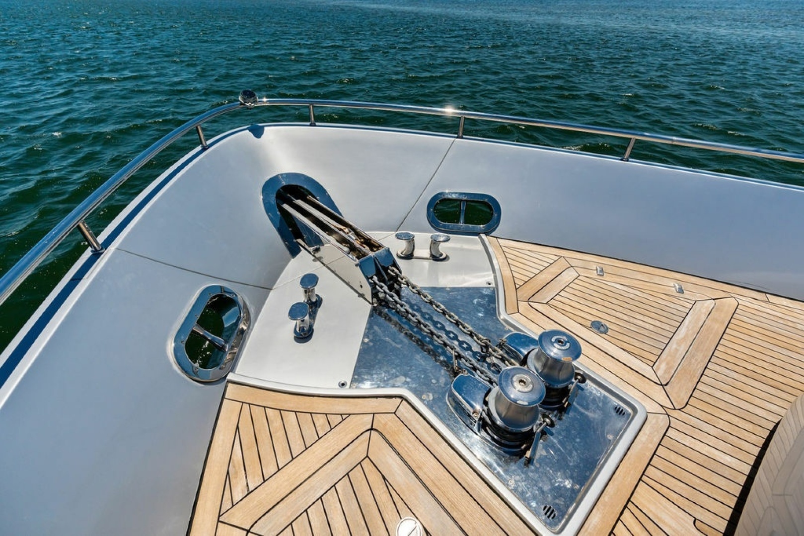 2012 Pershing 92 - Image 5