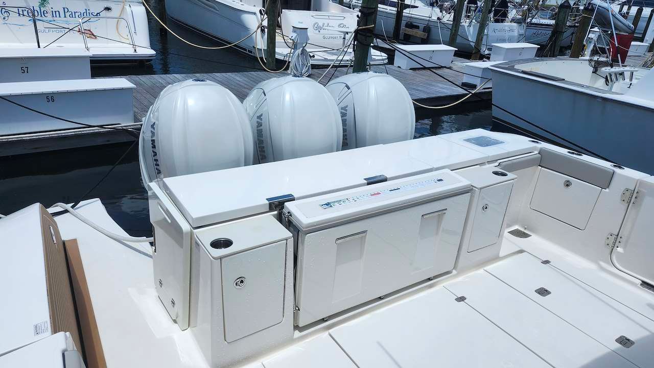 2023 Pursuit OS 445 Offshore - 10