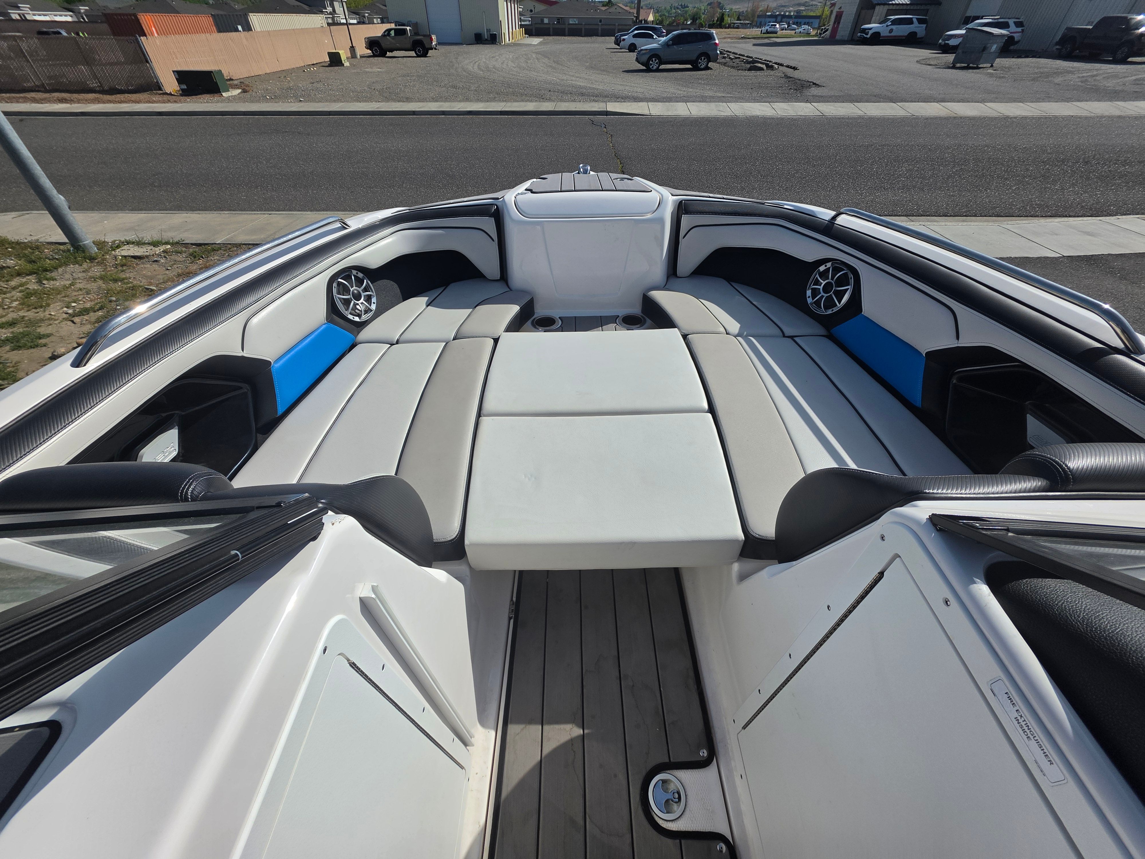 2019 Yamaha Boats 212X - 11