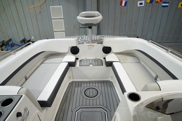 2026 Starcraft SVX 191 OB - 12
