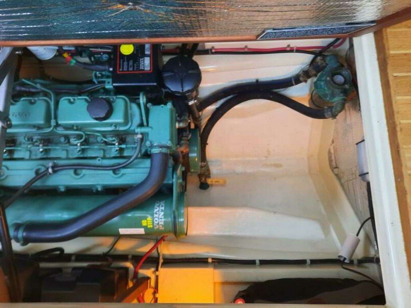 2004 Camano Troll - Image 33