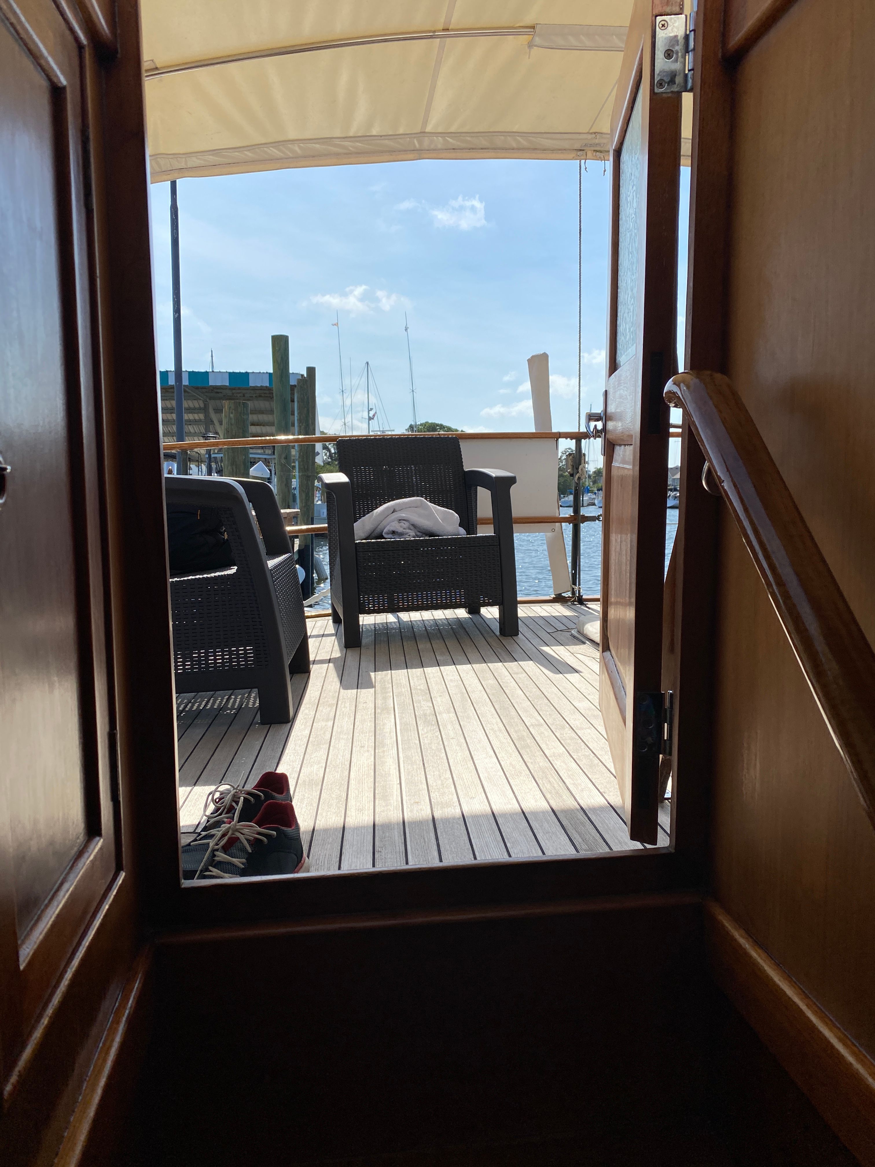 1983 Island Gypsy 44 Flush Deck - 49