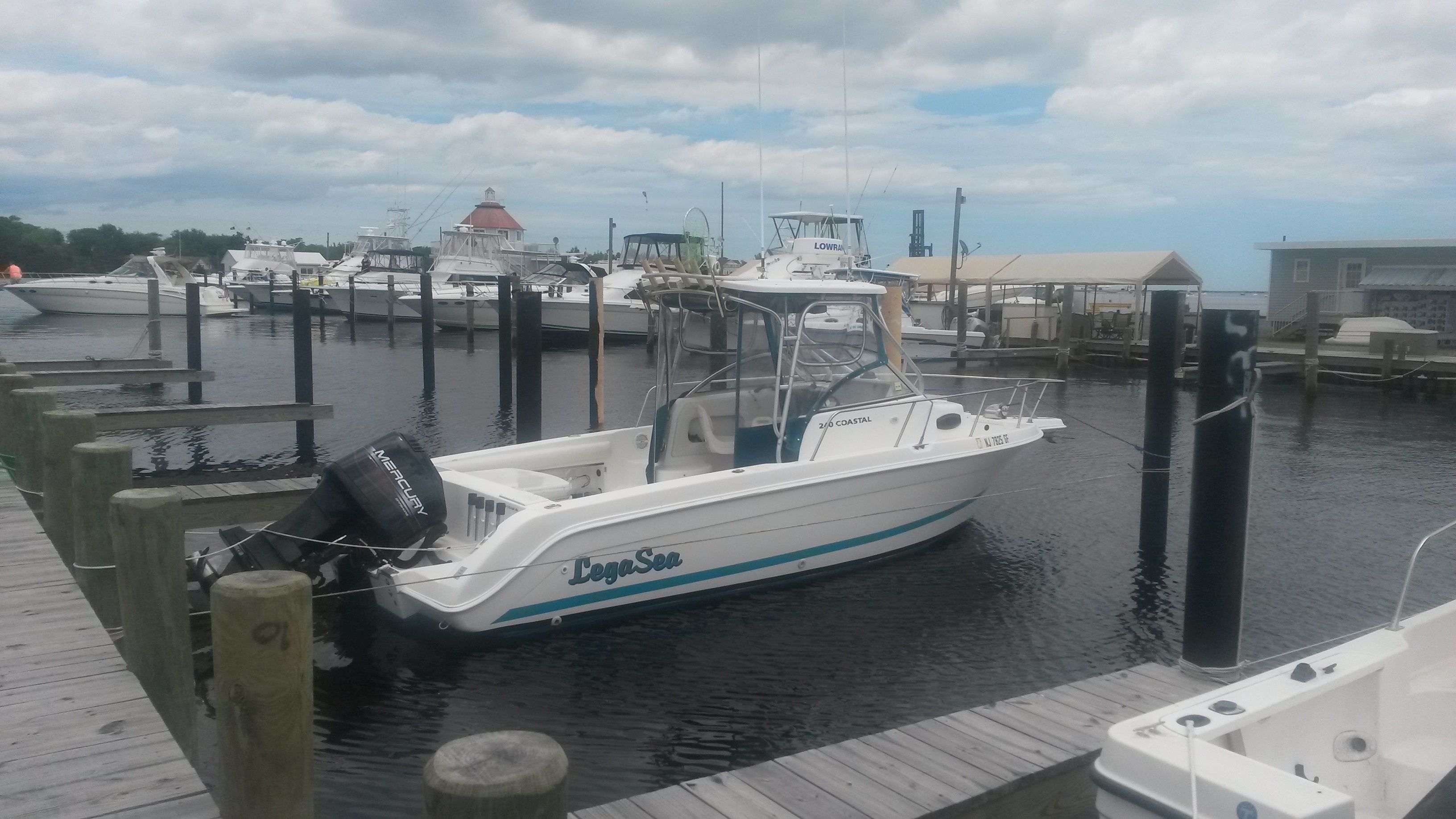 1998 Wellcraft 240 Coastal