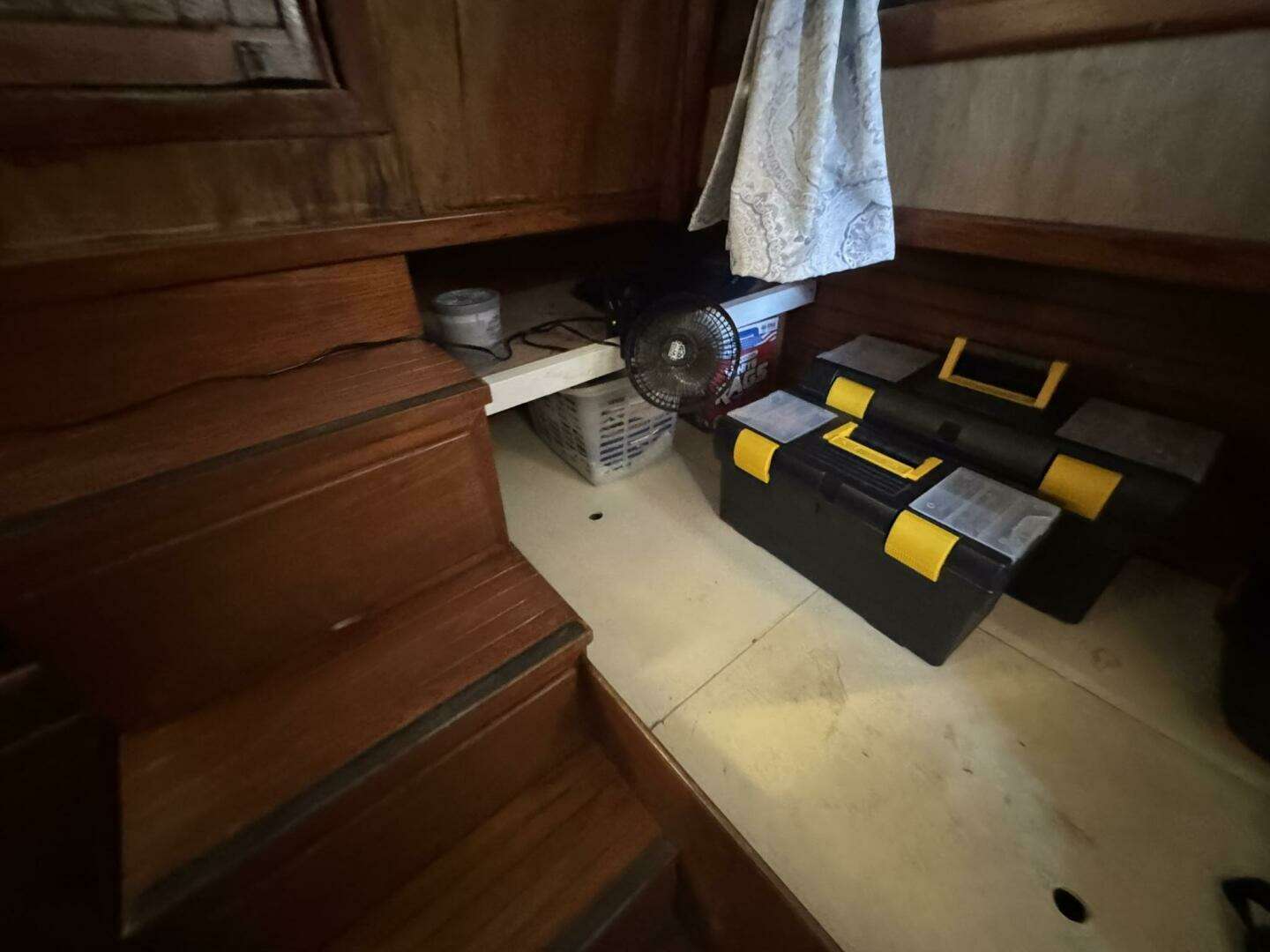 1986 Marine Trader 34 Double Cabin - Image 102