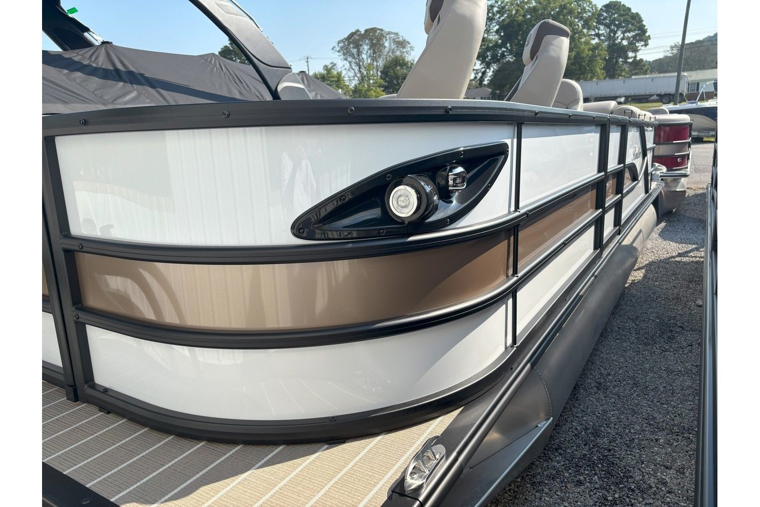 2026 Bentley Pontoons Legacy 223 DL Navigator - 20