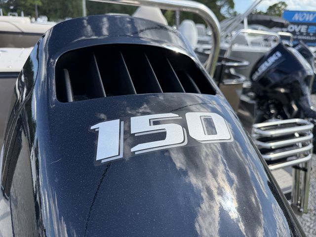 2026 Tahoe Sport 85 - 21 Rear Fish - 21