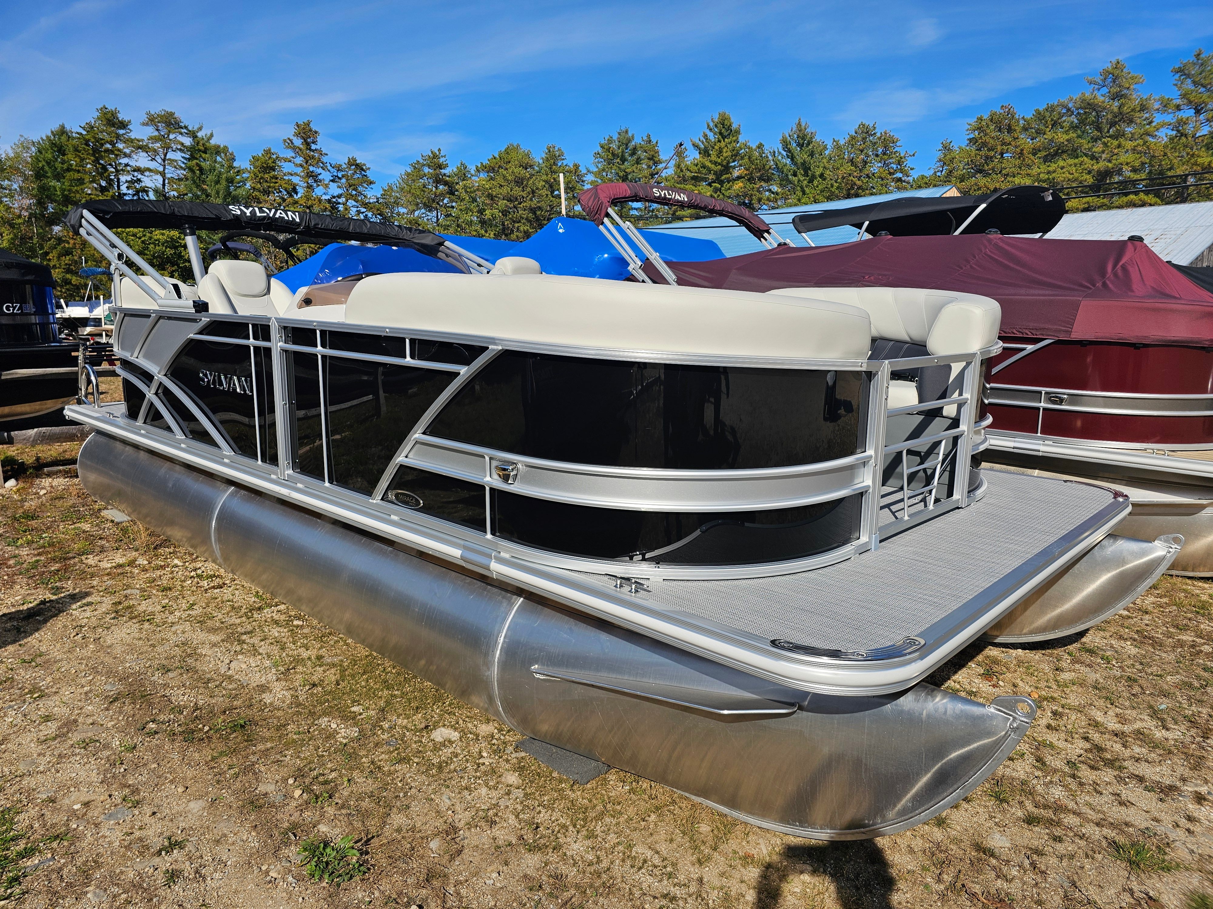2026 Sylvan Mirage 8520 LZ