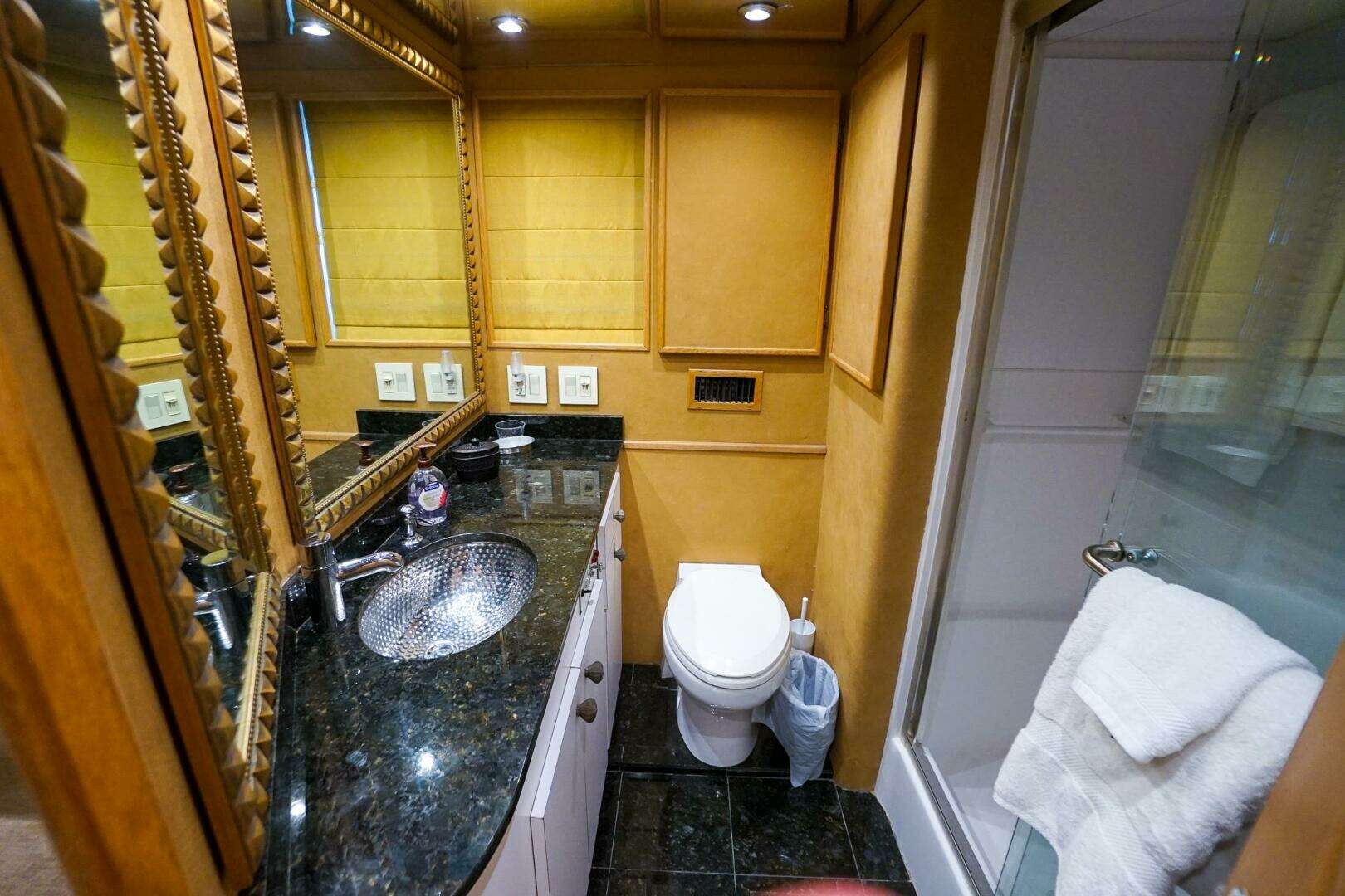 1989 Hatteras 80 Cockpit Motor Yacht - Image 15