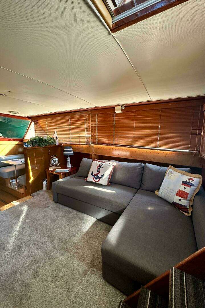 1960 Chris-Craft 45 Constellation - Image 15