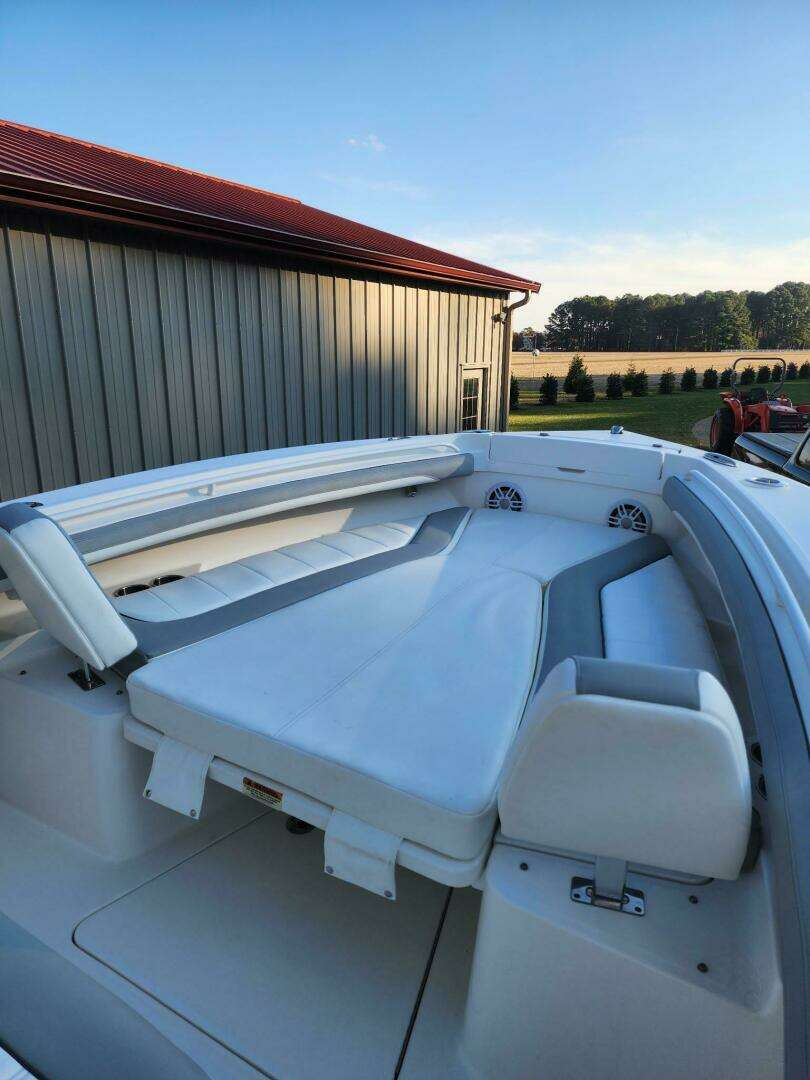 2021 Regulator 23fs - Image 42