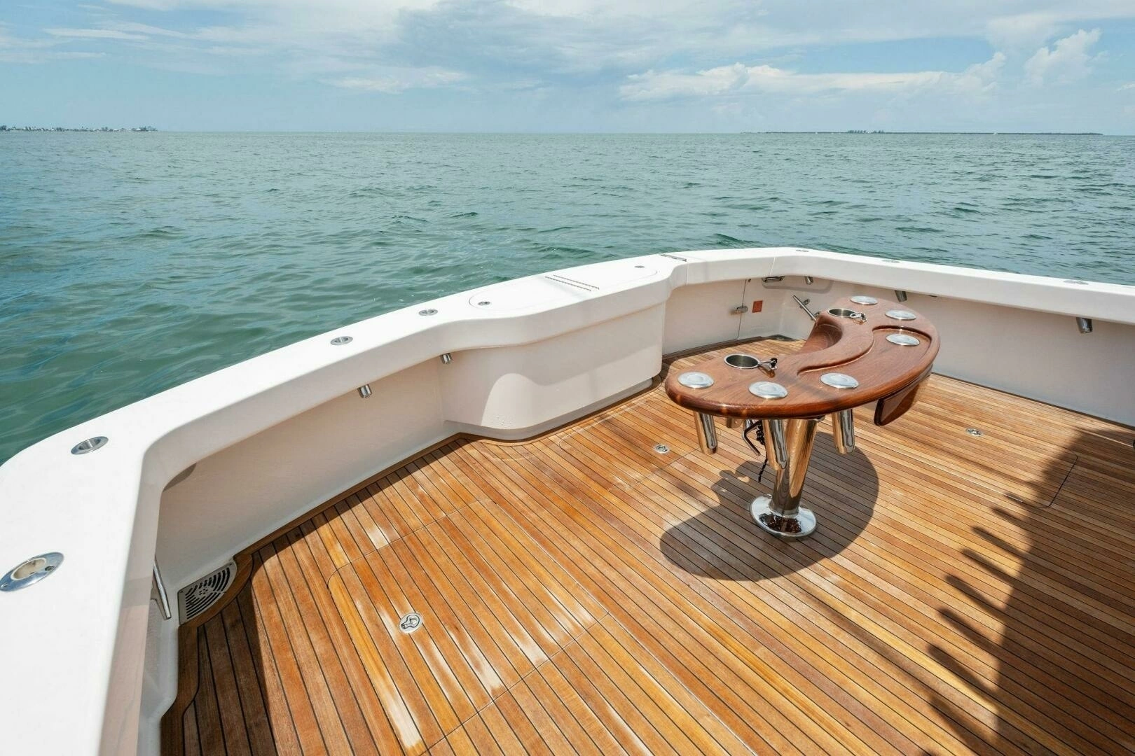 2015 Viking 52 OPEN - Image 14