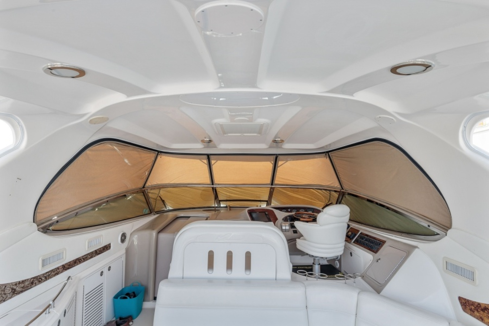 2002 Sea Ray 550 Sundancer - Image 9