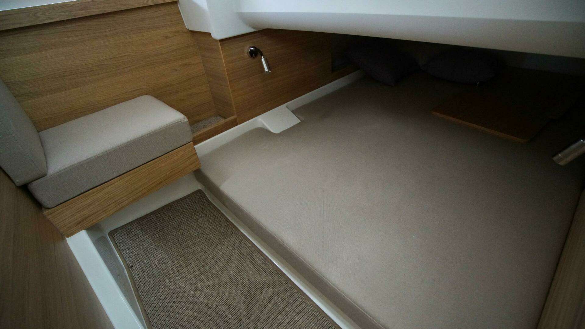 2024 Nimbus Tender 11 - Image 10