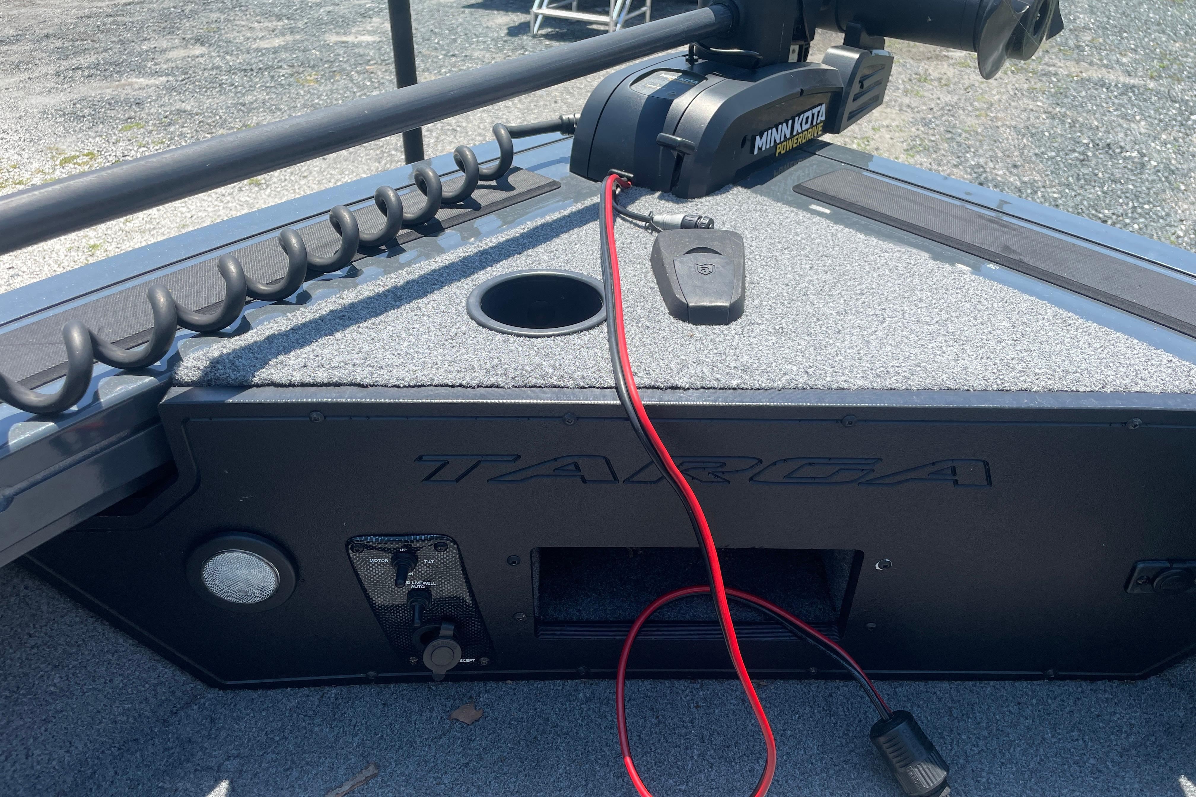 2022 Tracker Targa V-18 WT boat with Minn Kota trolling motor on deck.