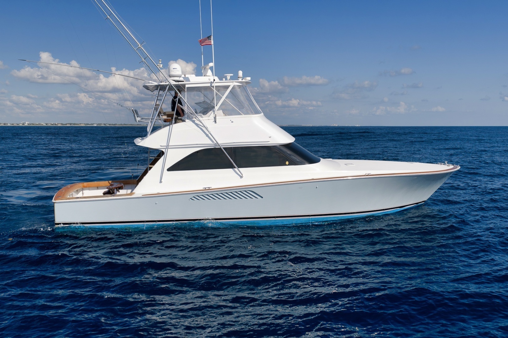 2003 Viking 52 Convertible - Image 47