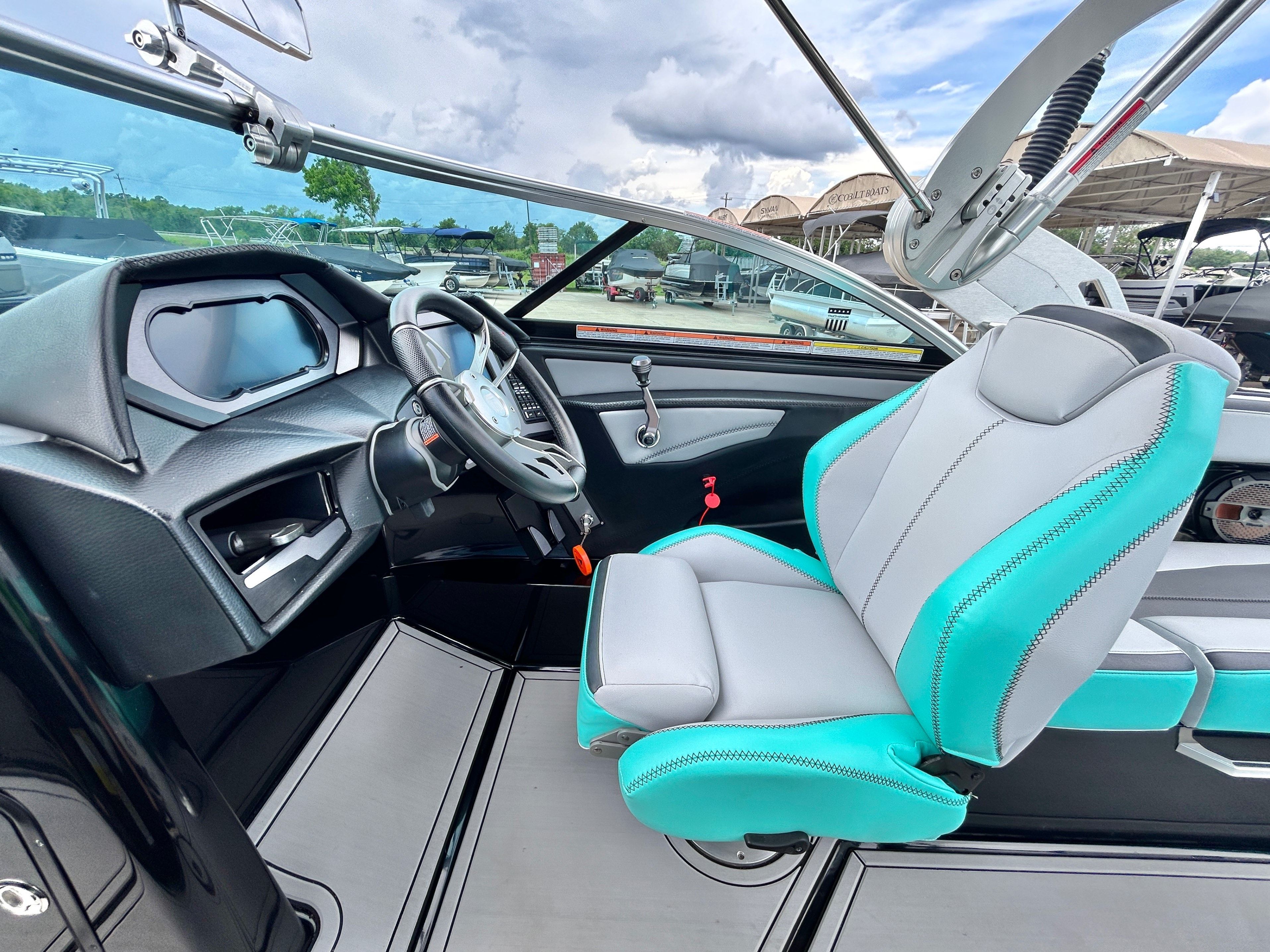 2019 MasterCraft XStar - 38