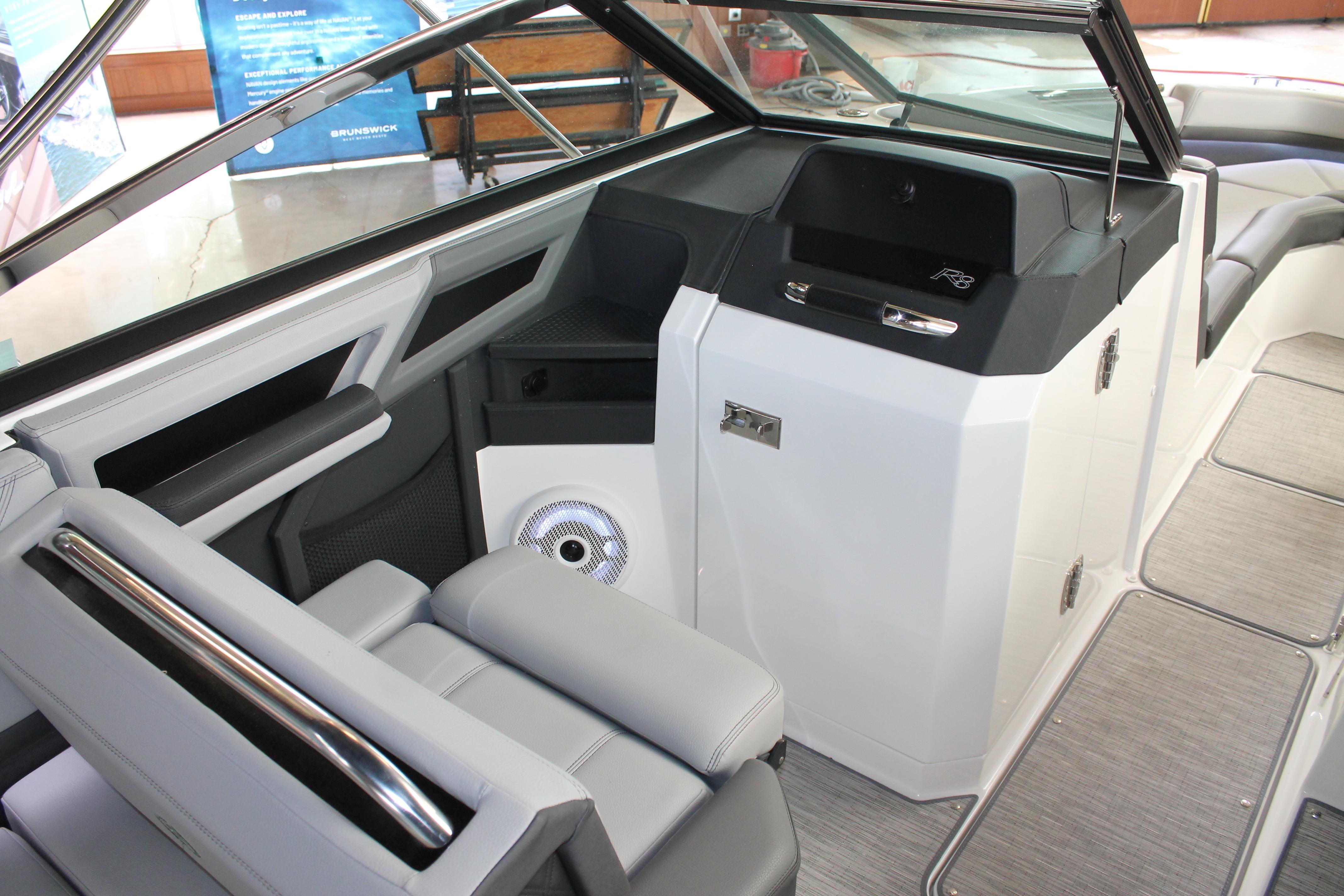 2023 Cobalt R8 boat interior with sleek seating and modern dashboard design.