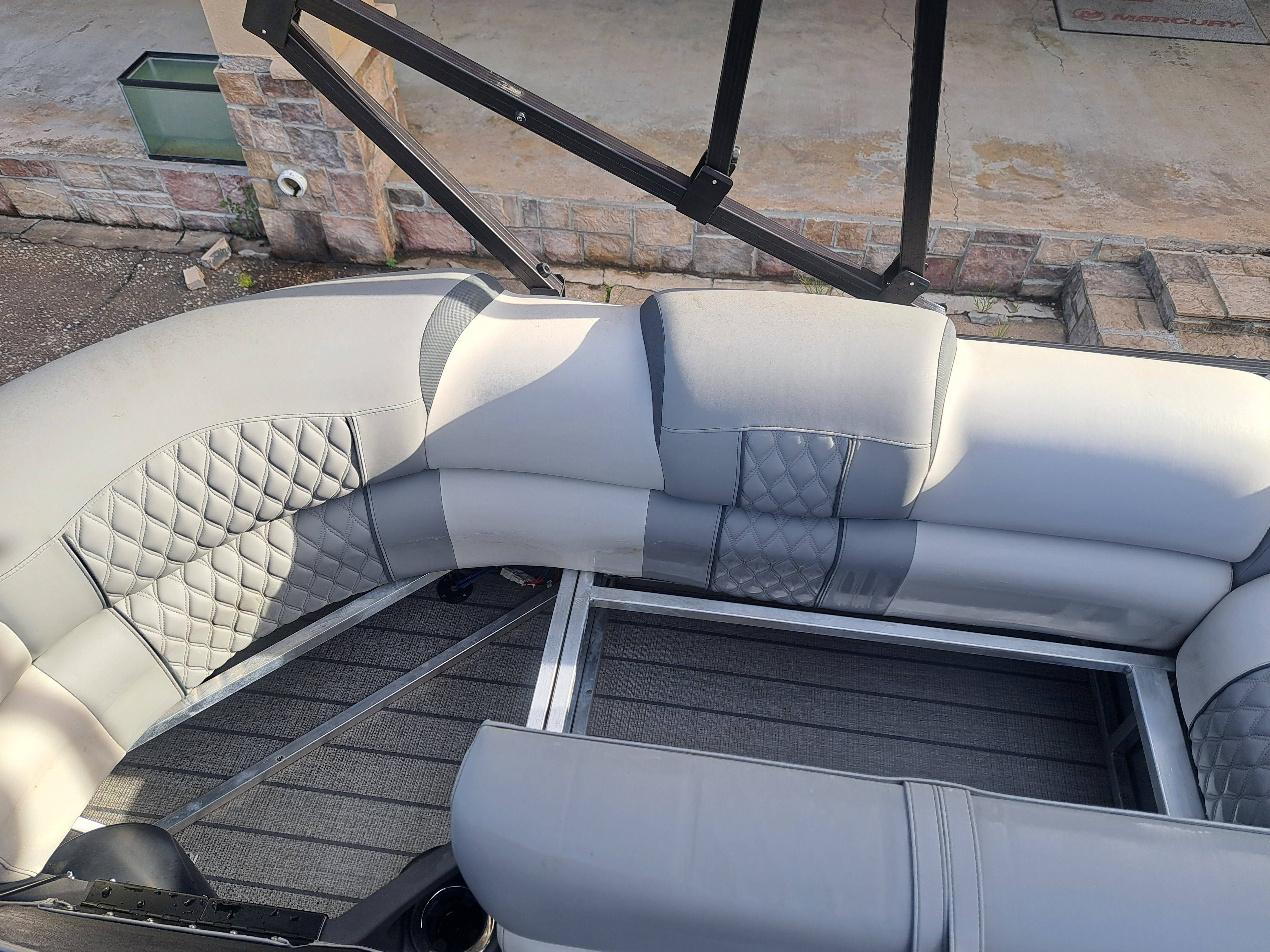 2025 Avalon Catalina Quad Lounge Shift - 23' - 13