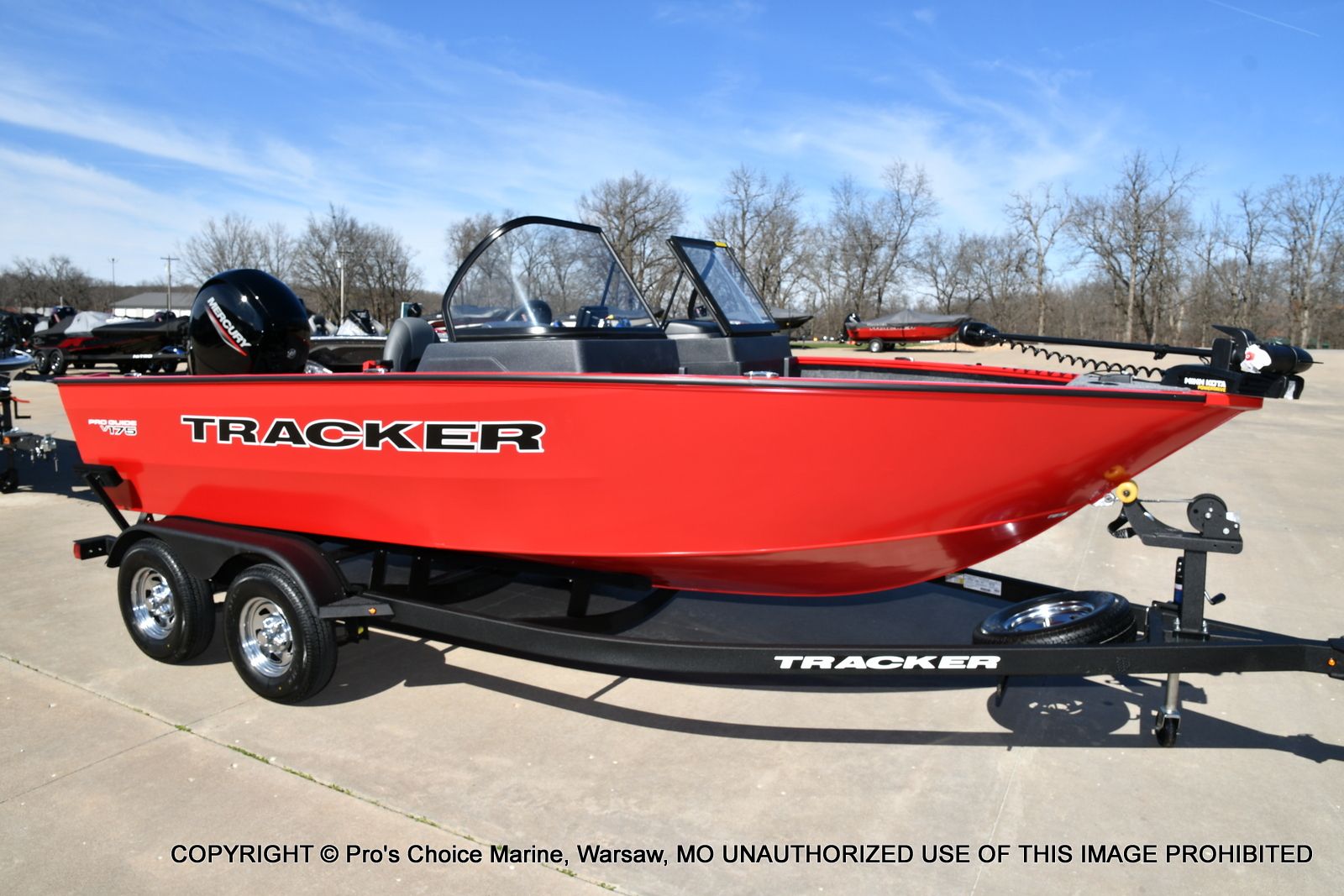 2026 Tracker Pro Guide V-175 WT w/150HP