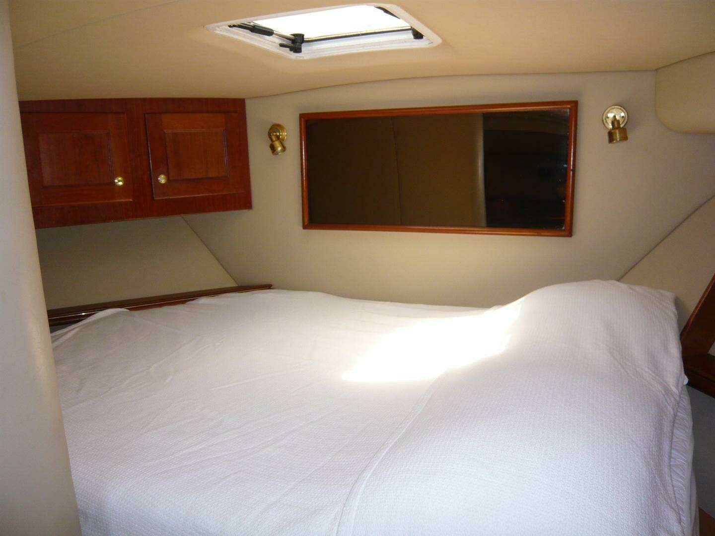2004 Rampage 38 Express - Image 14