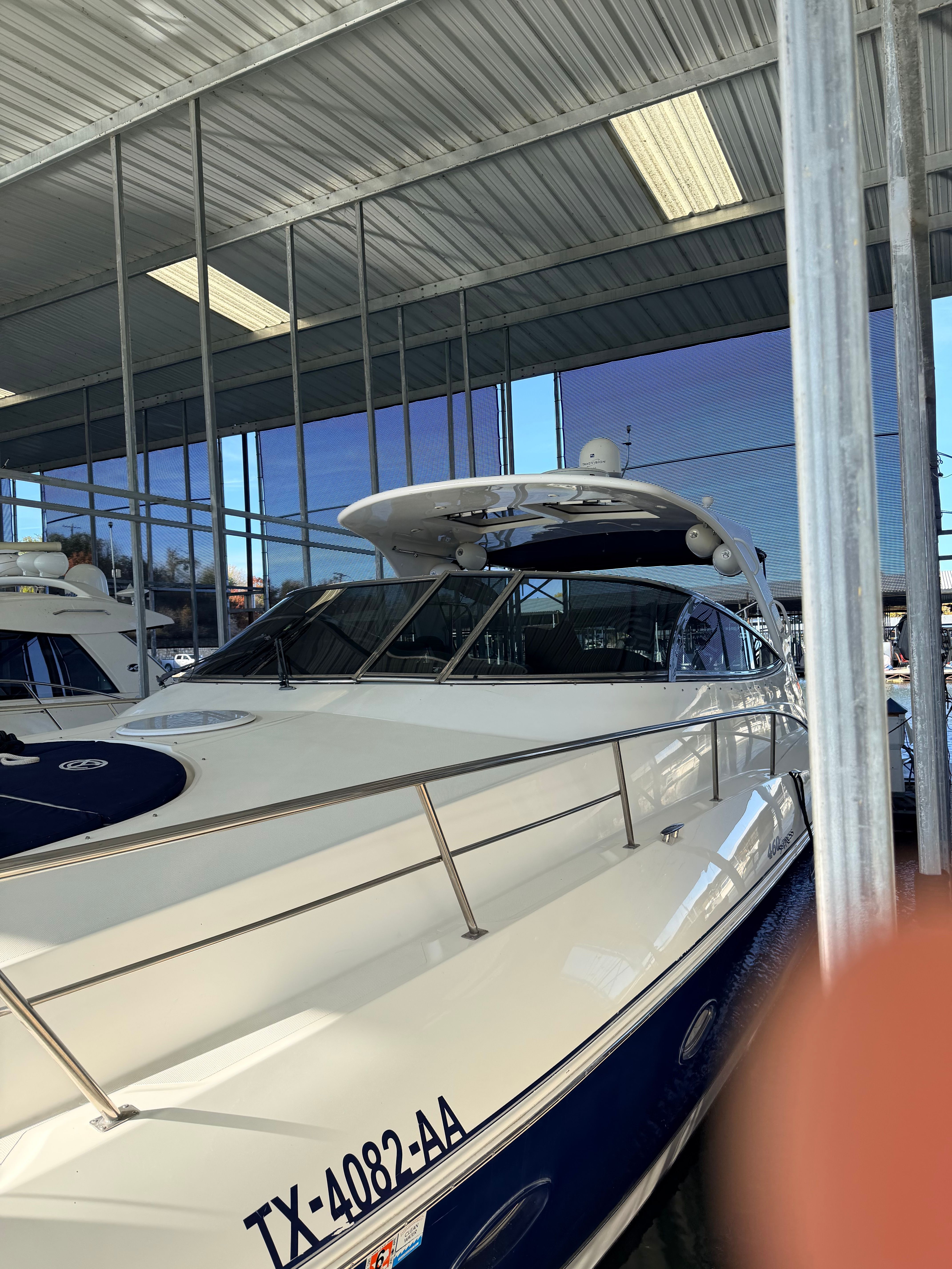 2006 Cruisers Yachts 460 Express - 40