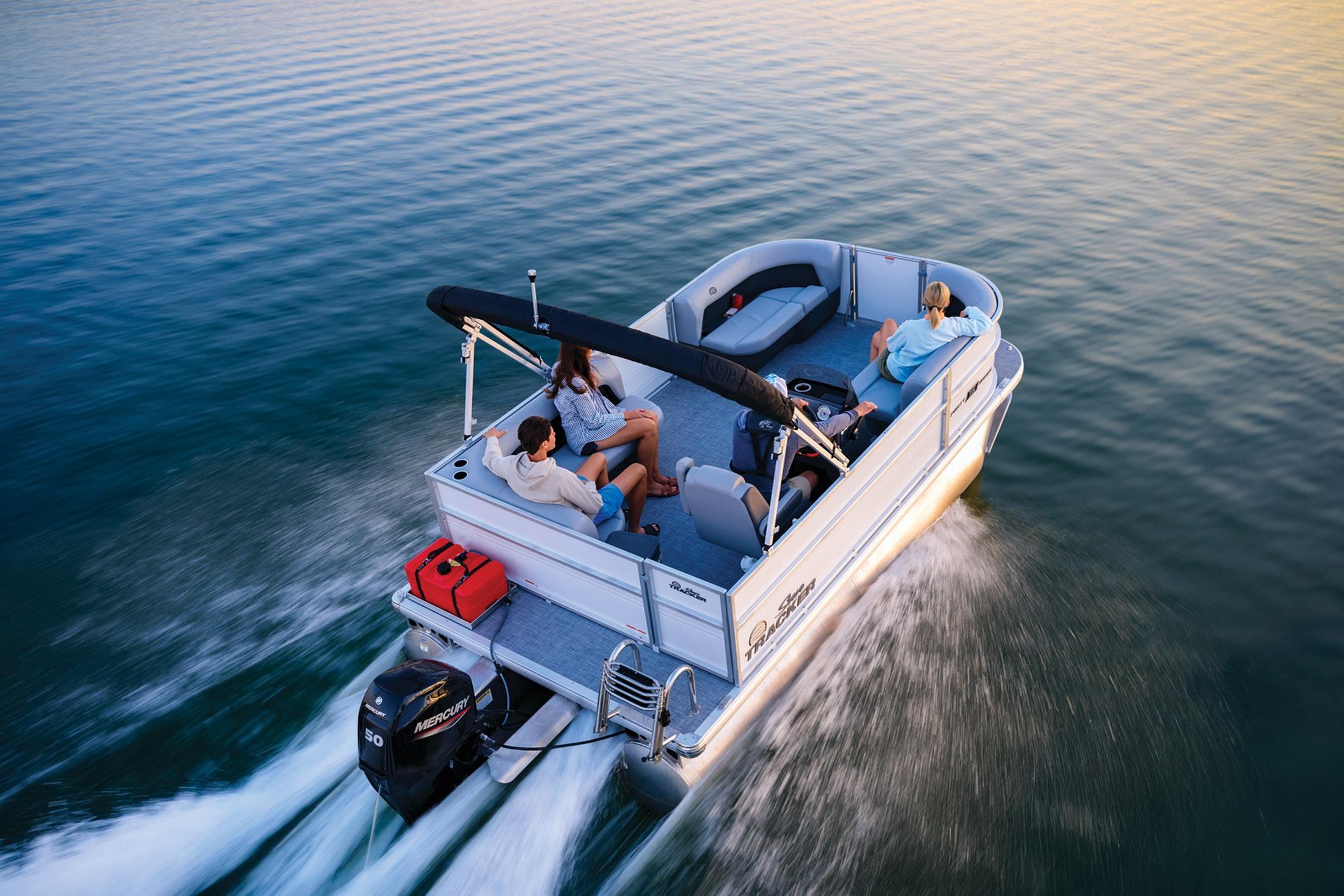 2026 Sun Tracker Party Barge 16 DLX - 4