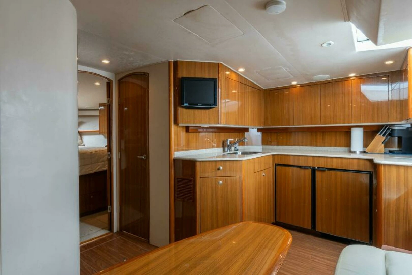 2009 Viking 45 Open - Image 4