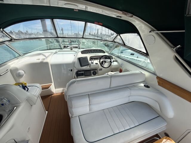 1996 Sea Ray Sundancer 330 - 5