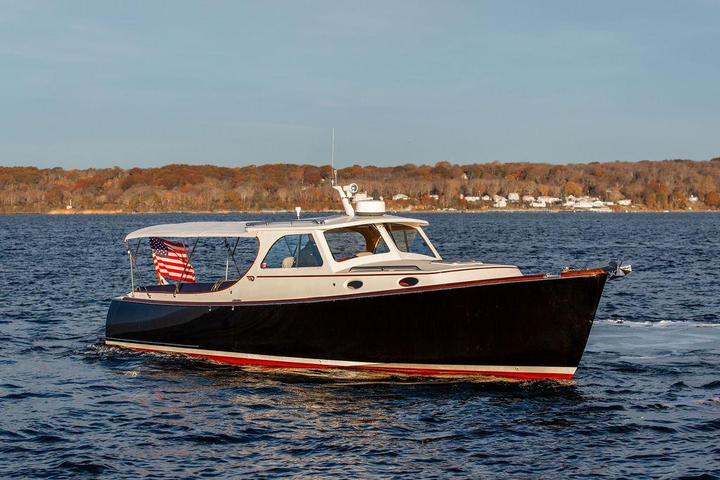 2000 Hinckley Picnic Boat 36 Classic