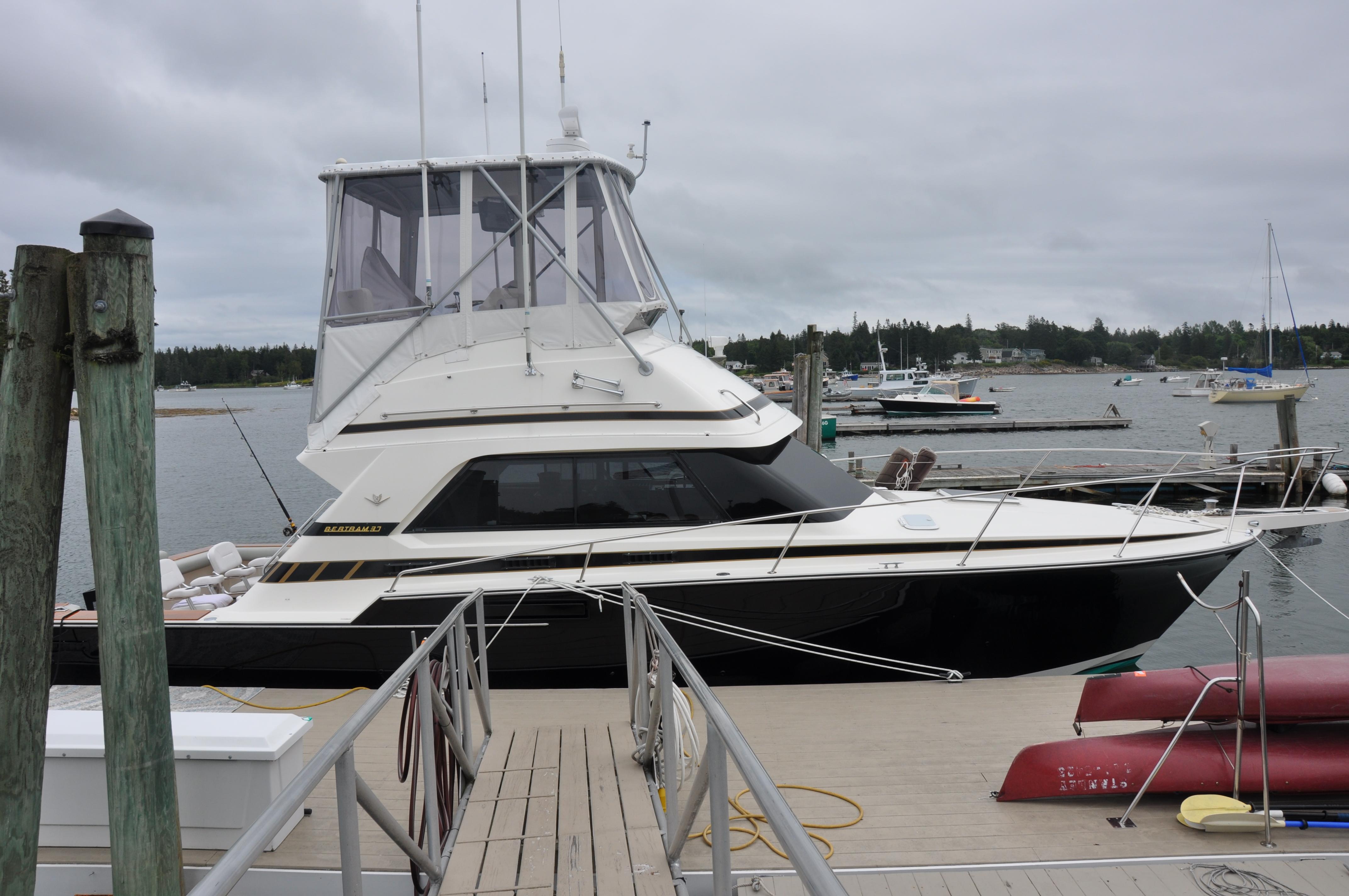 1987 Bertram 37 Convertible