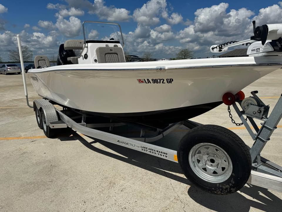 2022 Sea Pro 199 Center Console